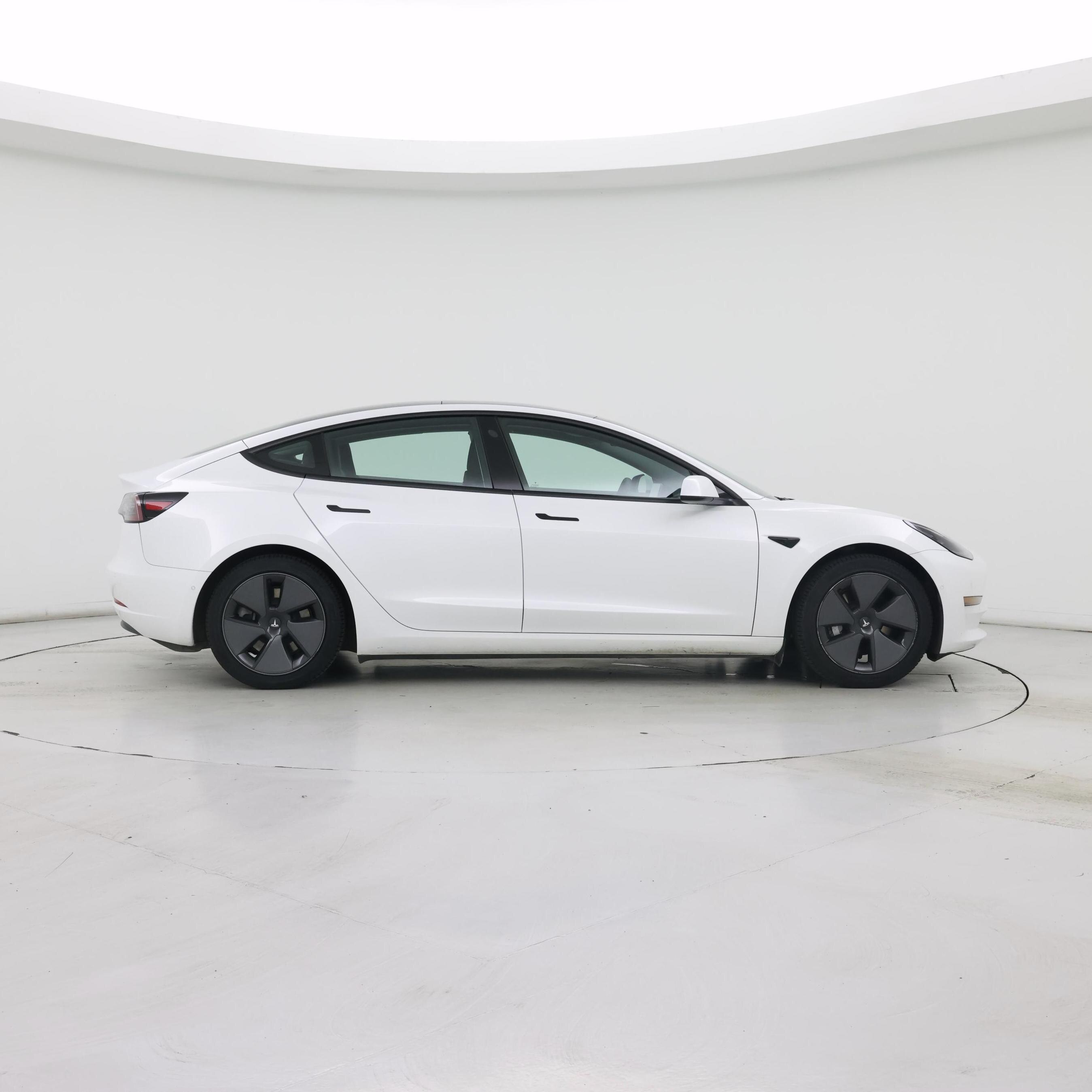Thumbnail: 2021 Tesla Model 3 - 7