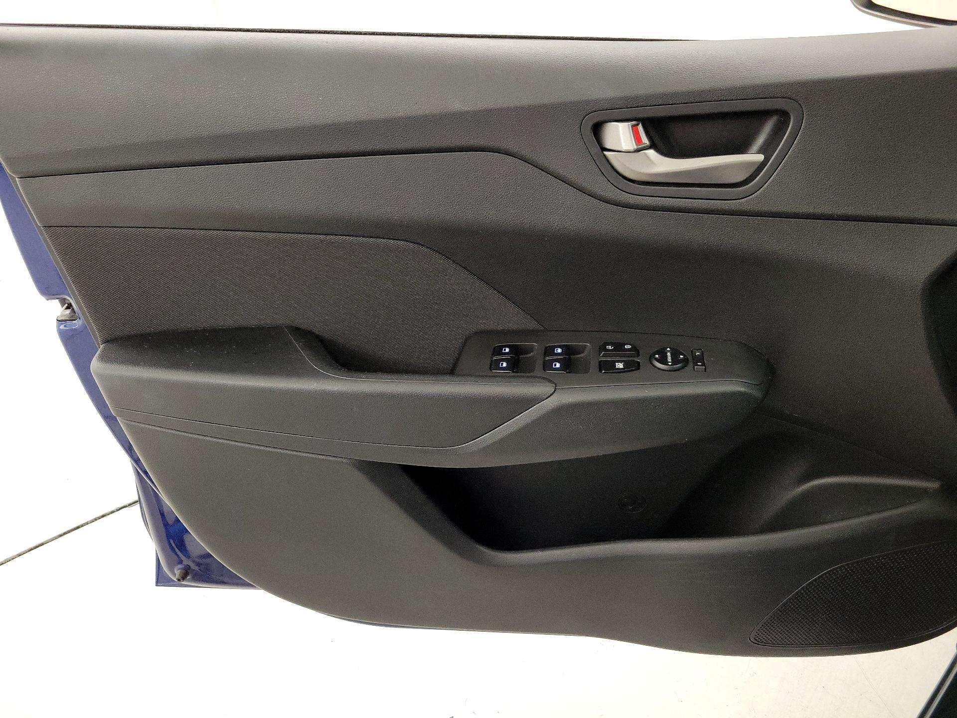 Thumbnail: 2019 Hyundai Accent - 12