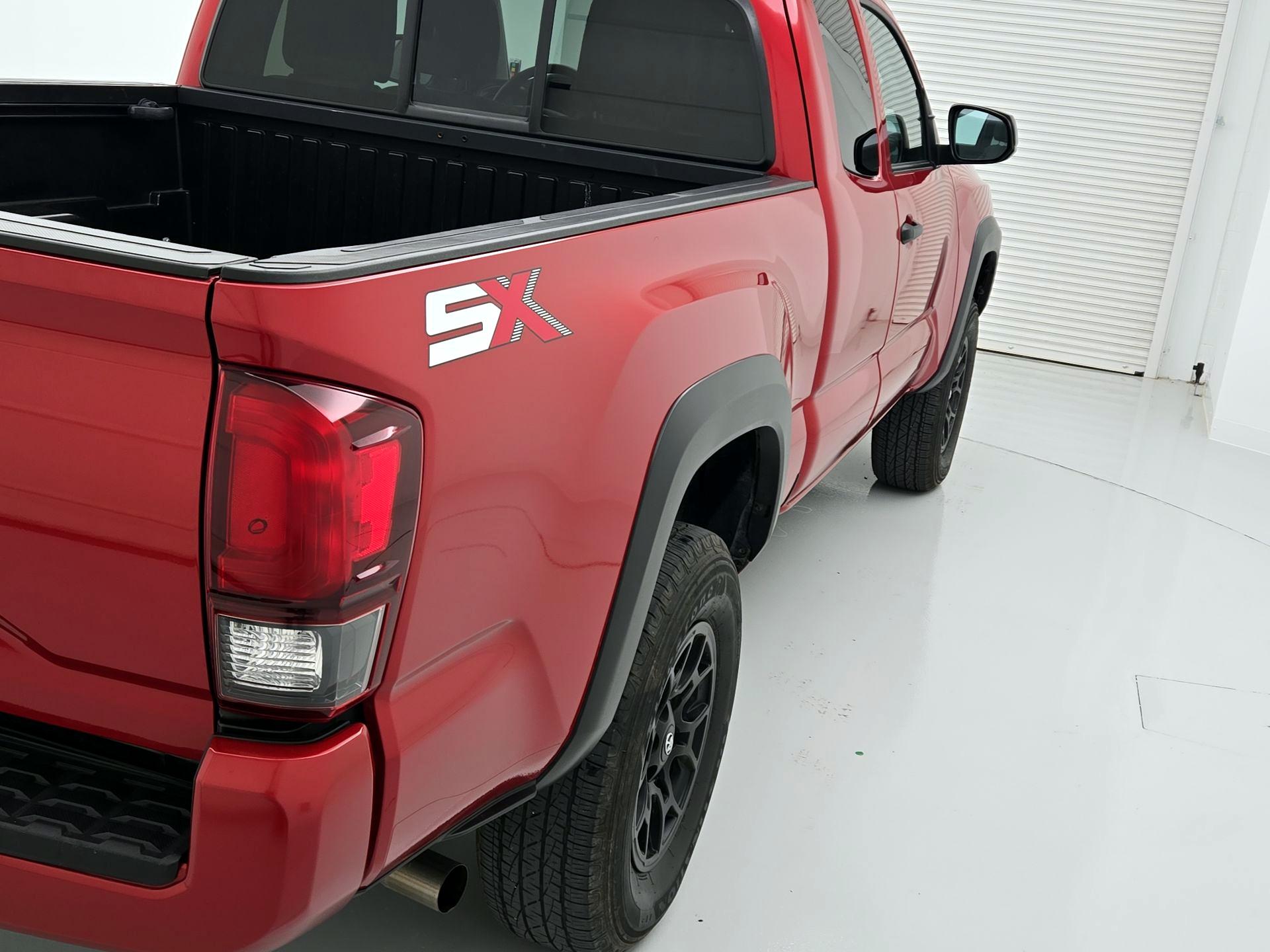 Thumbnail: 2022 Toyota Tacoma - 5