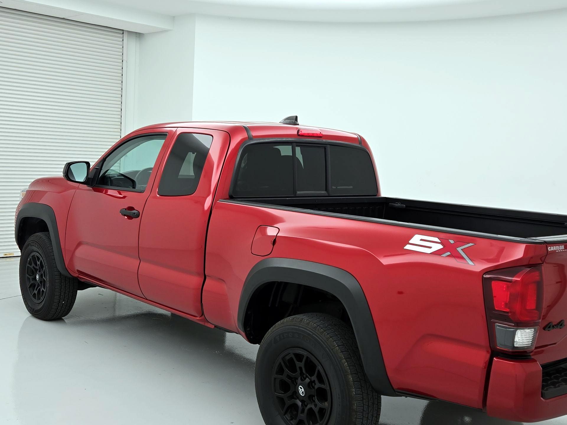 Thumbnail: 2022 Toyota Tacoma - 7