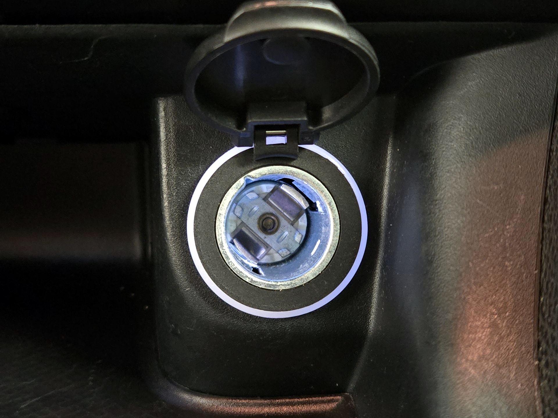 Thumbnail: 2021 Dodge Charger - 18
