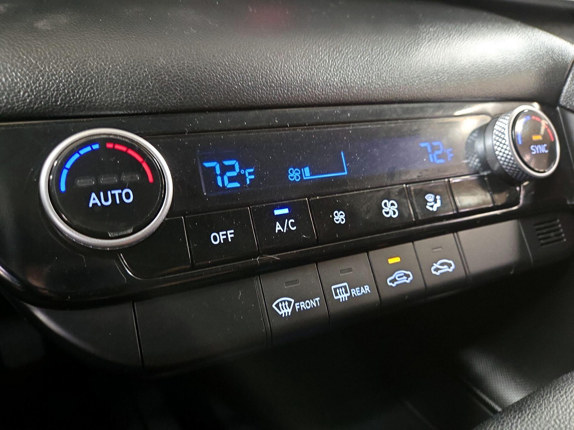 Thumbnail: 2023 Hyundai Elantra - 16