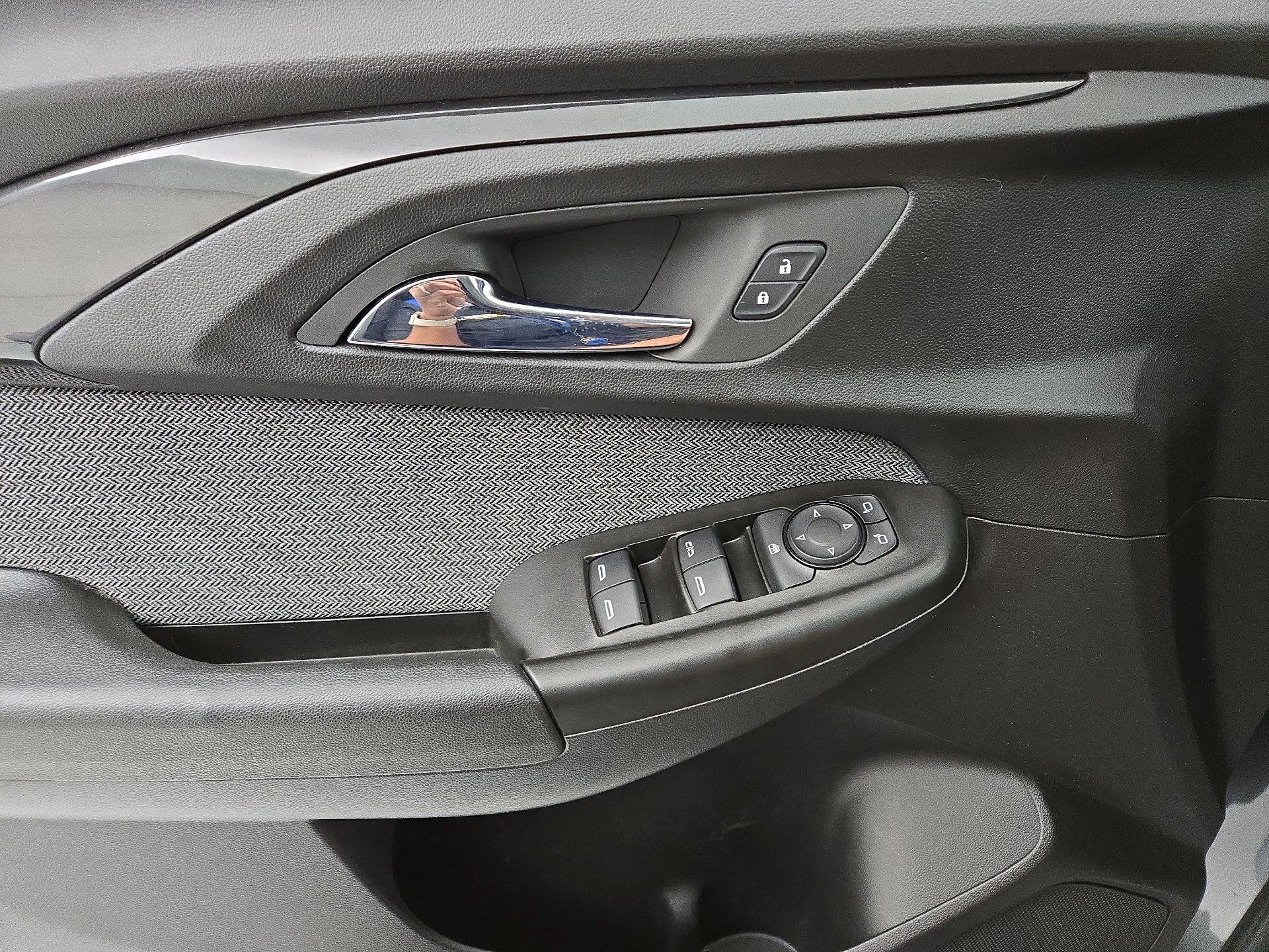 Thumbnail: 2021 Chevrolet TrailBlazer - 12