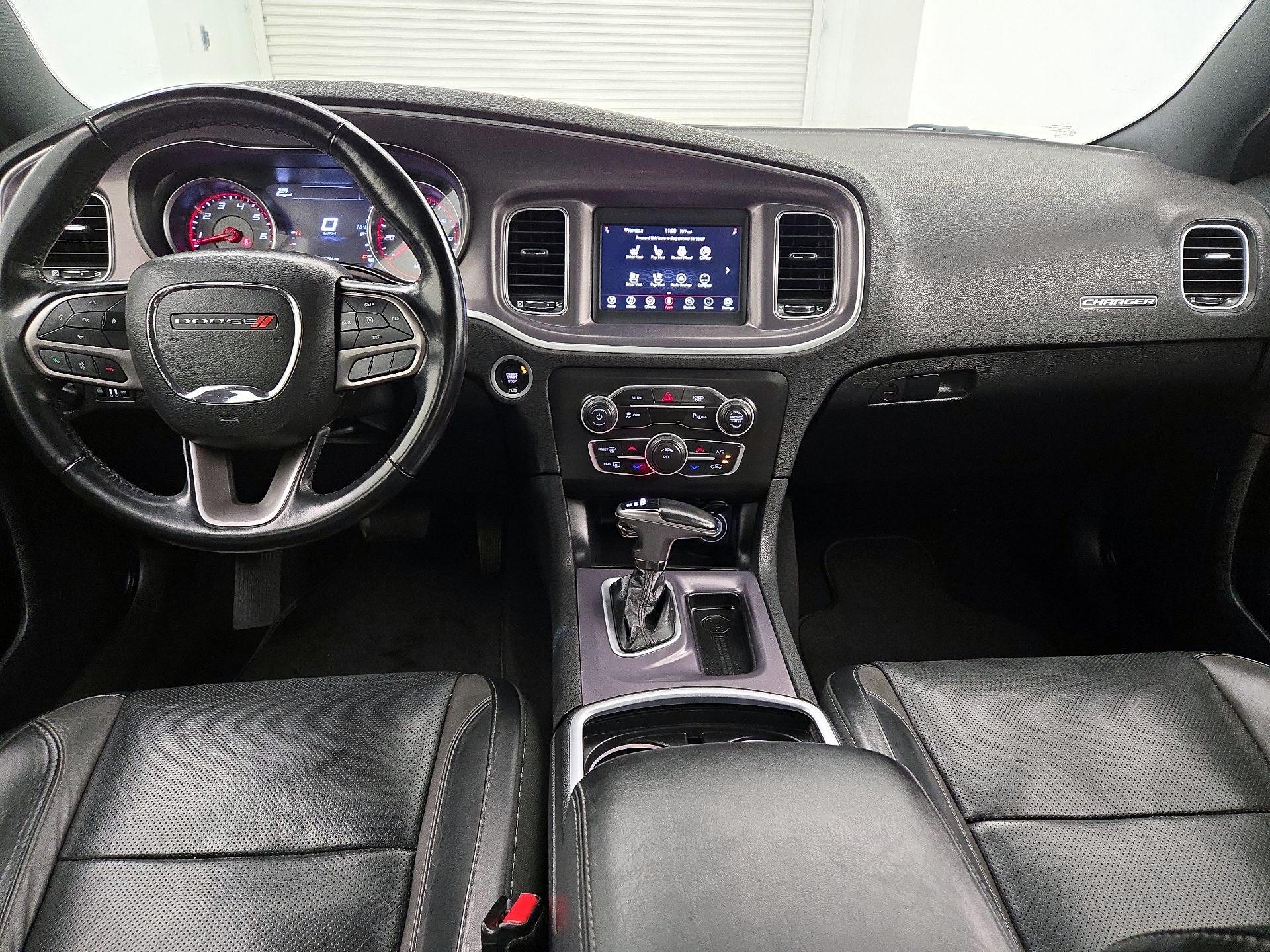 Thumbnail: 2021 Dodge Charger - 9