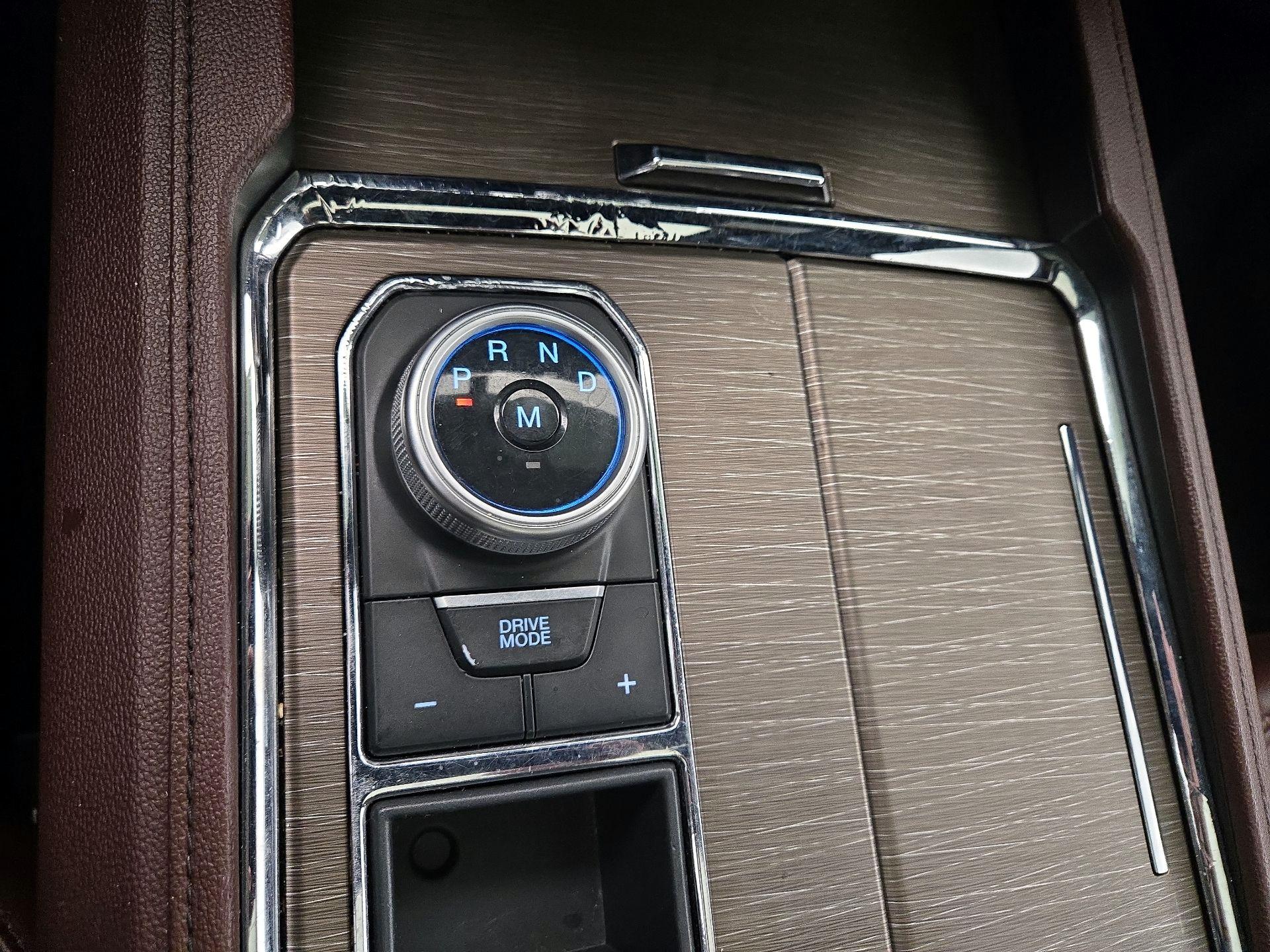 Thumbnail: 2023 Ford Expedition - 18