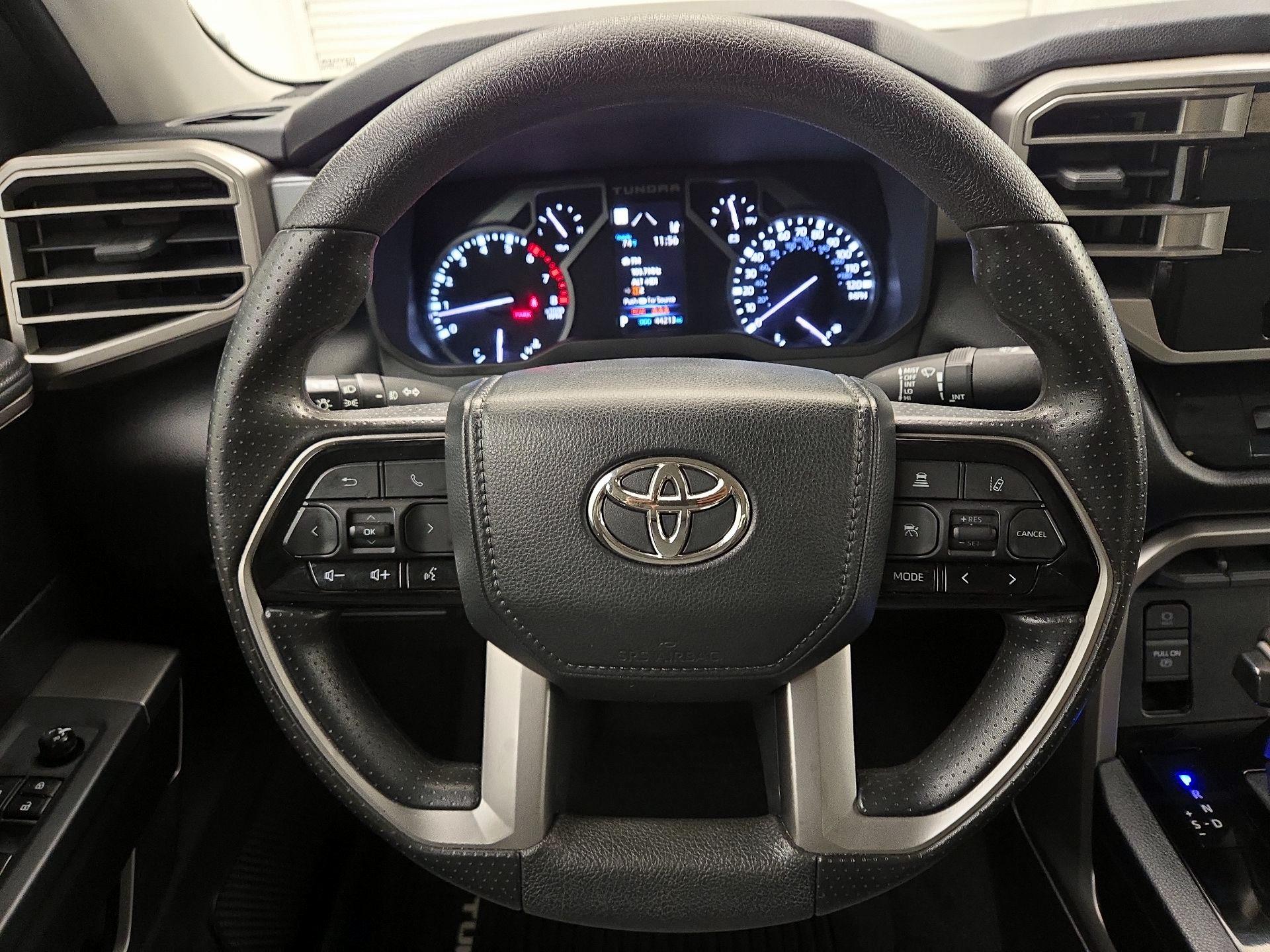 Thumbnail: 2022 Toyota Tundra - 10