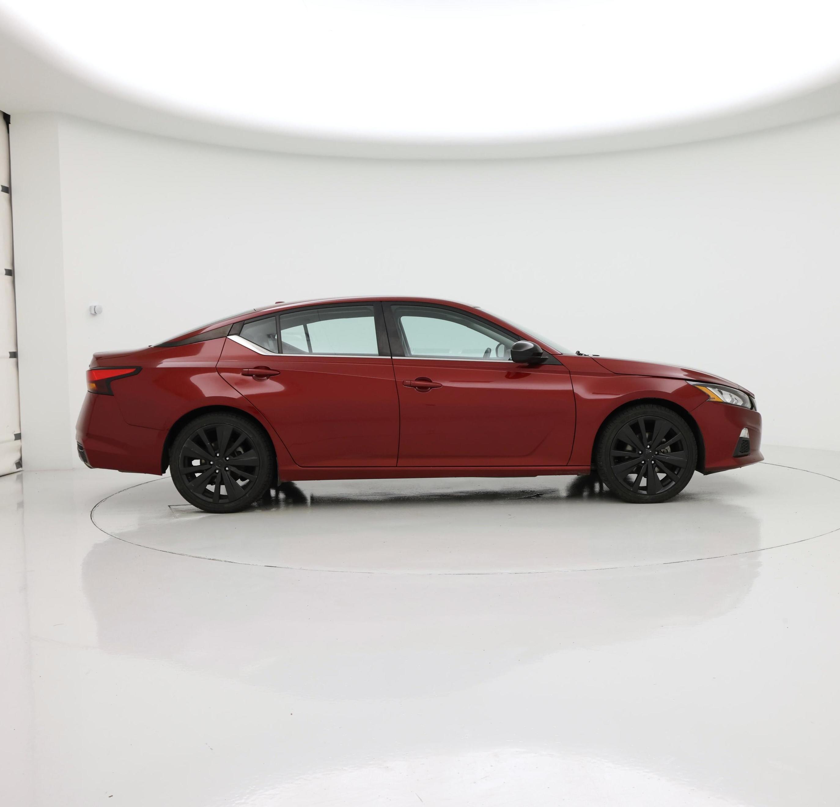 Thumbnail: 2021 Nissan Altima - 7