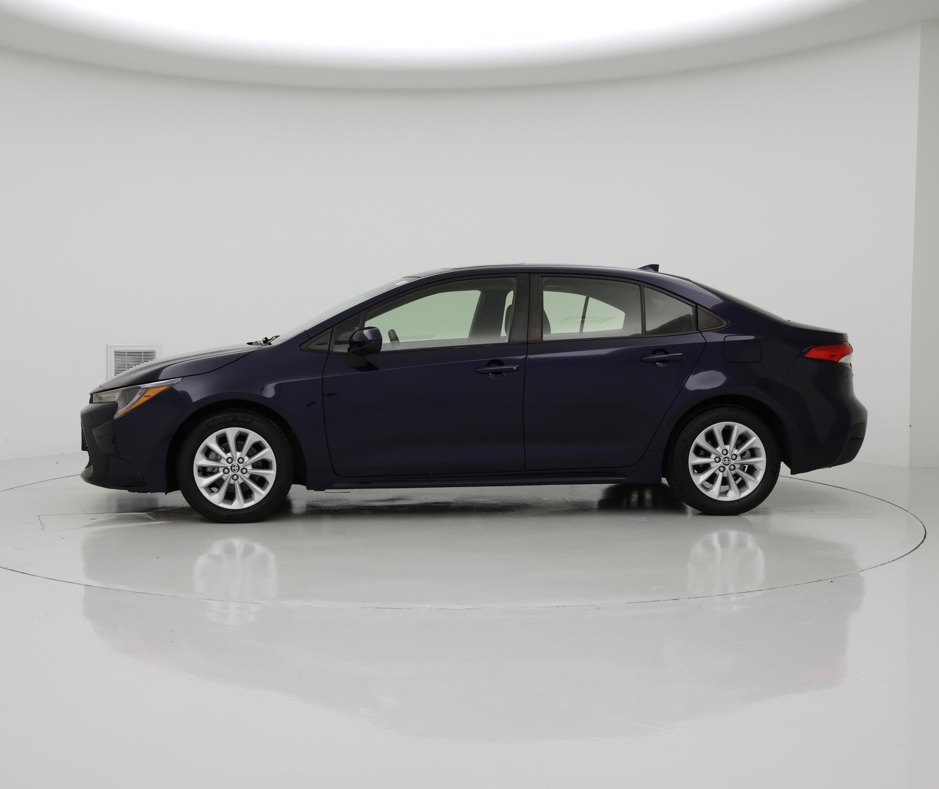 Thumbnail: 2021 Toyota Corolla - 3