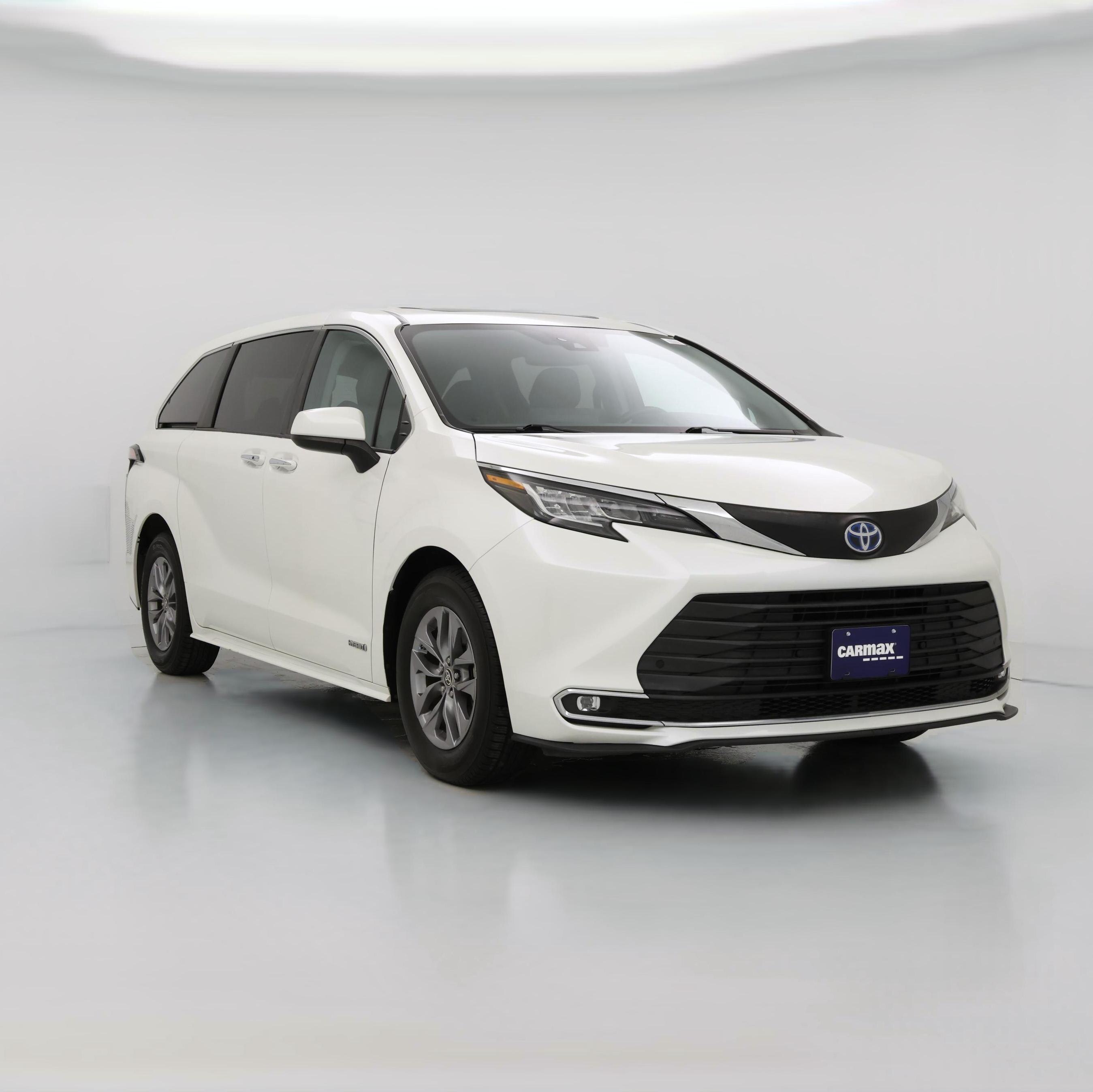 Thumbnail: 2021 Toyota Sienna - 1