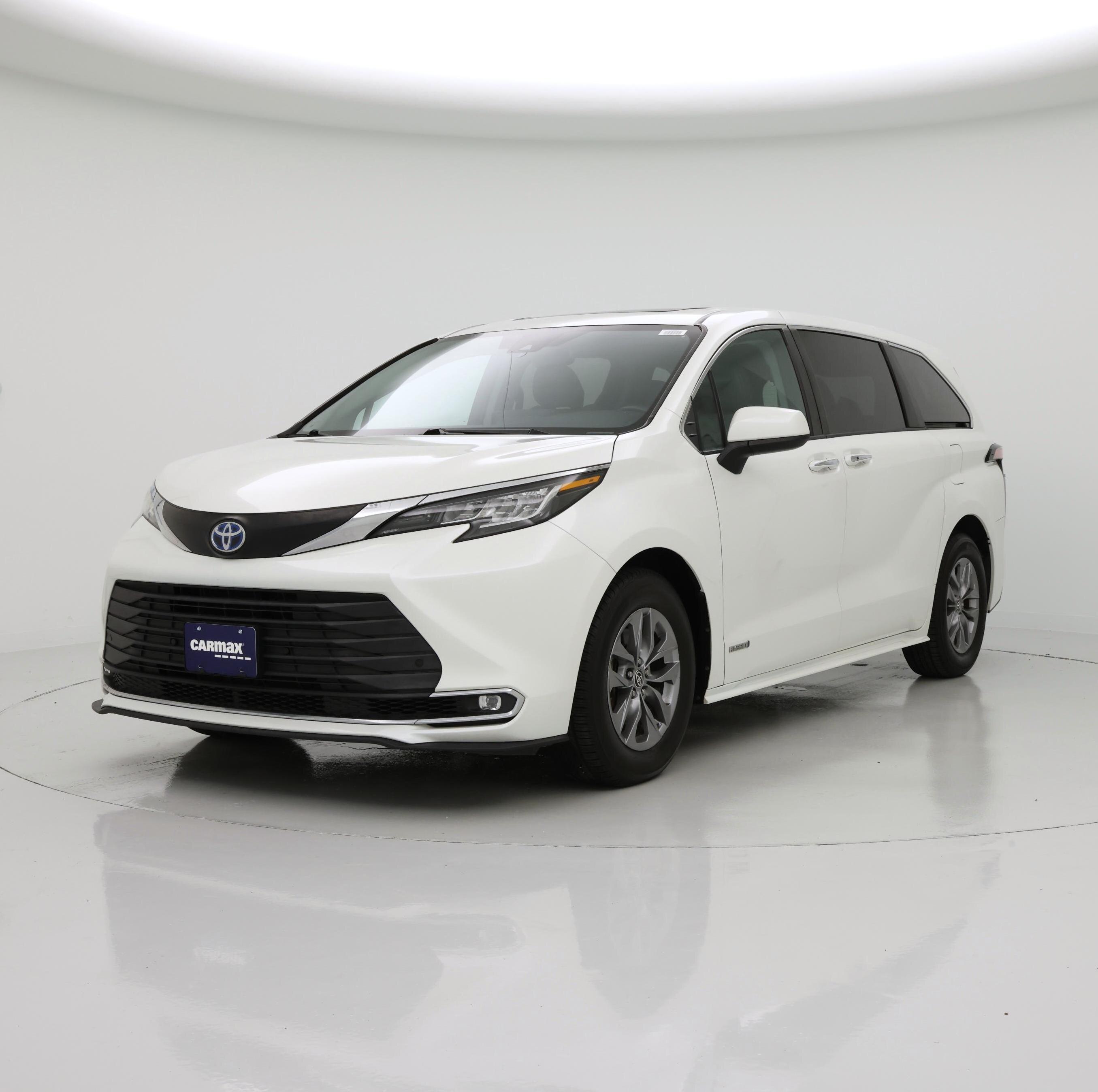 Thumbnail: 2021 Toyota Sienna - 4