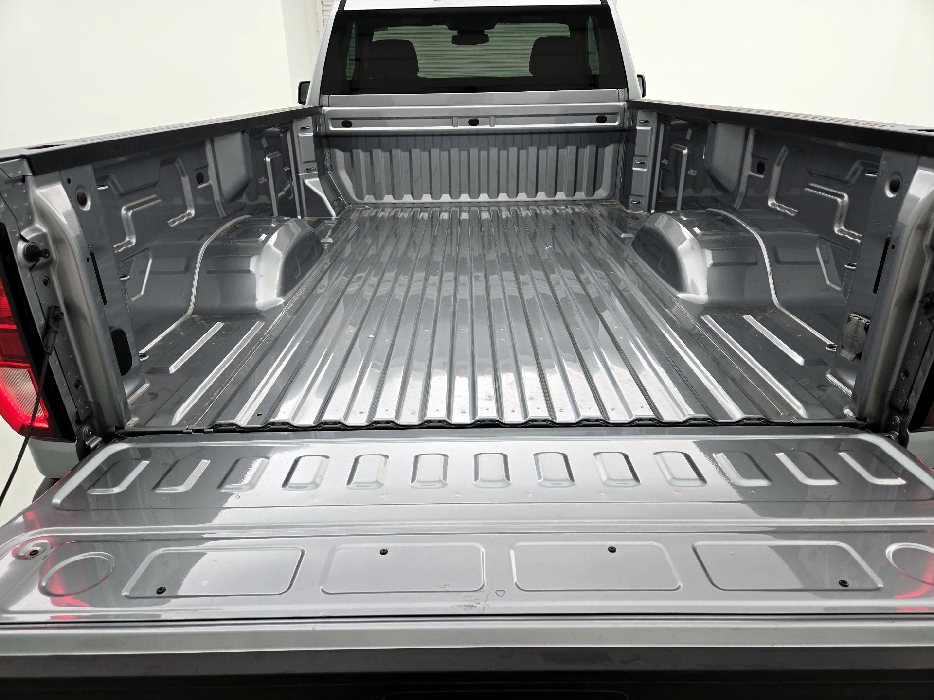 Thumbnail: 2024 GMC Sierra 2500 - 19