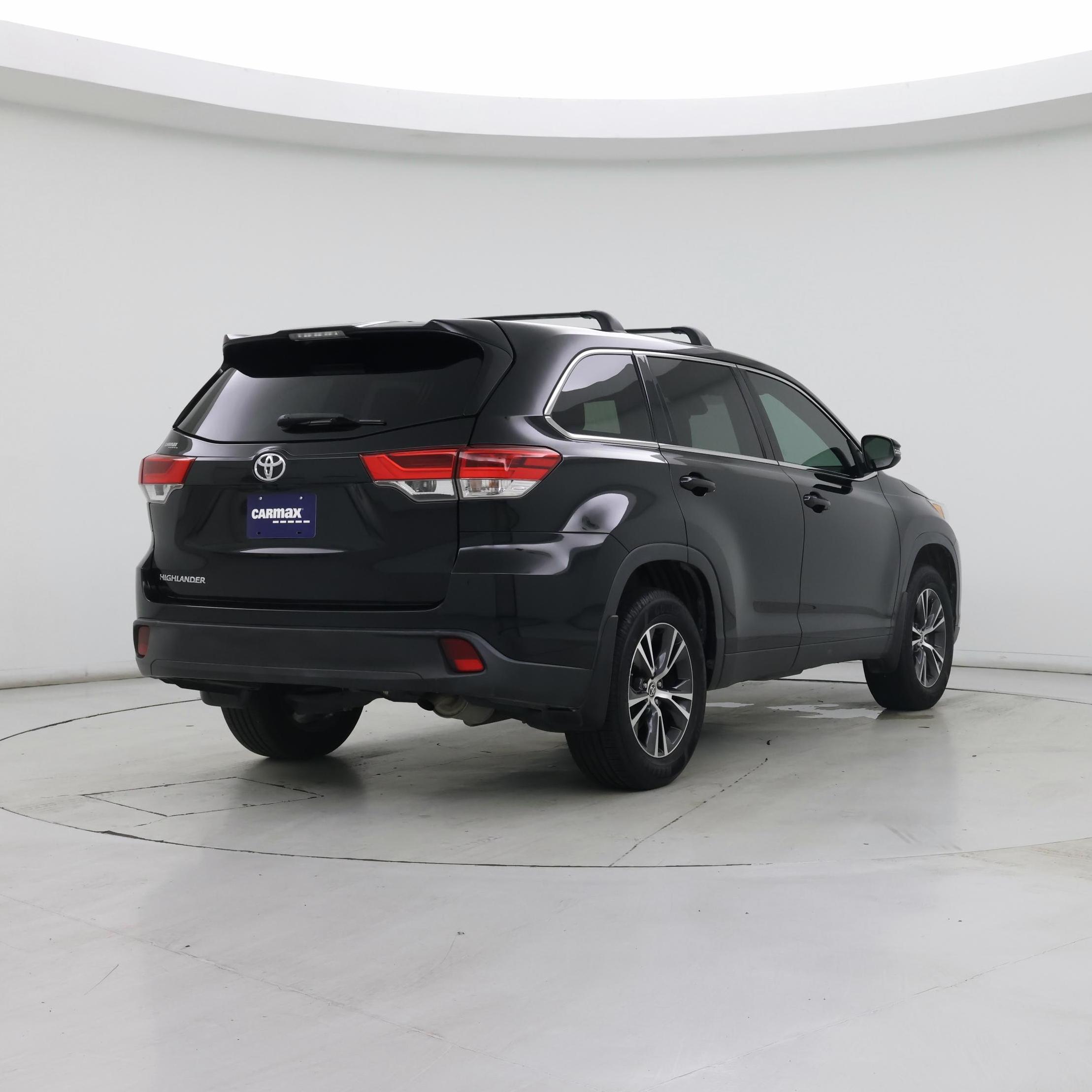 Thumbnail: 2019 Toyota Highlander - 8