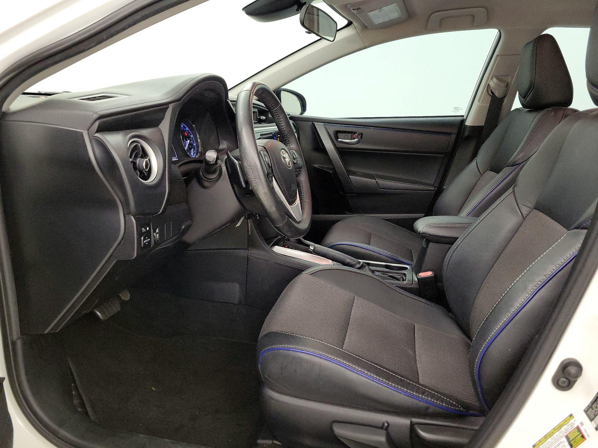 Thumbnail: 2017 Toyota Corolla - 11