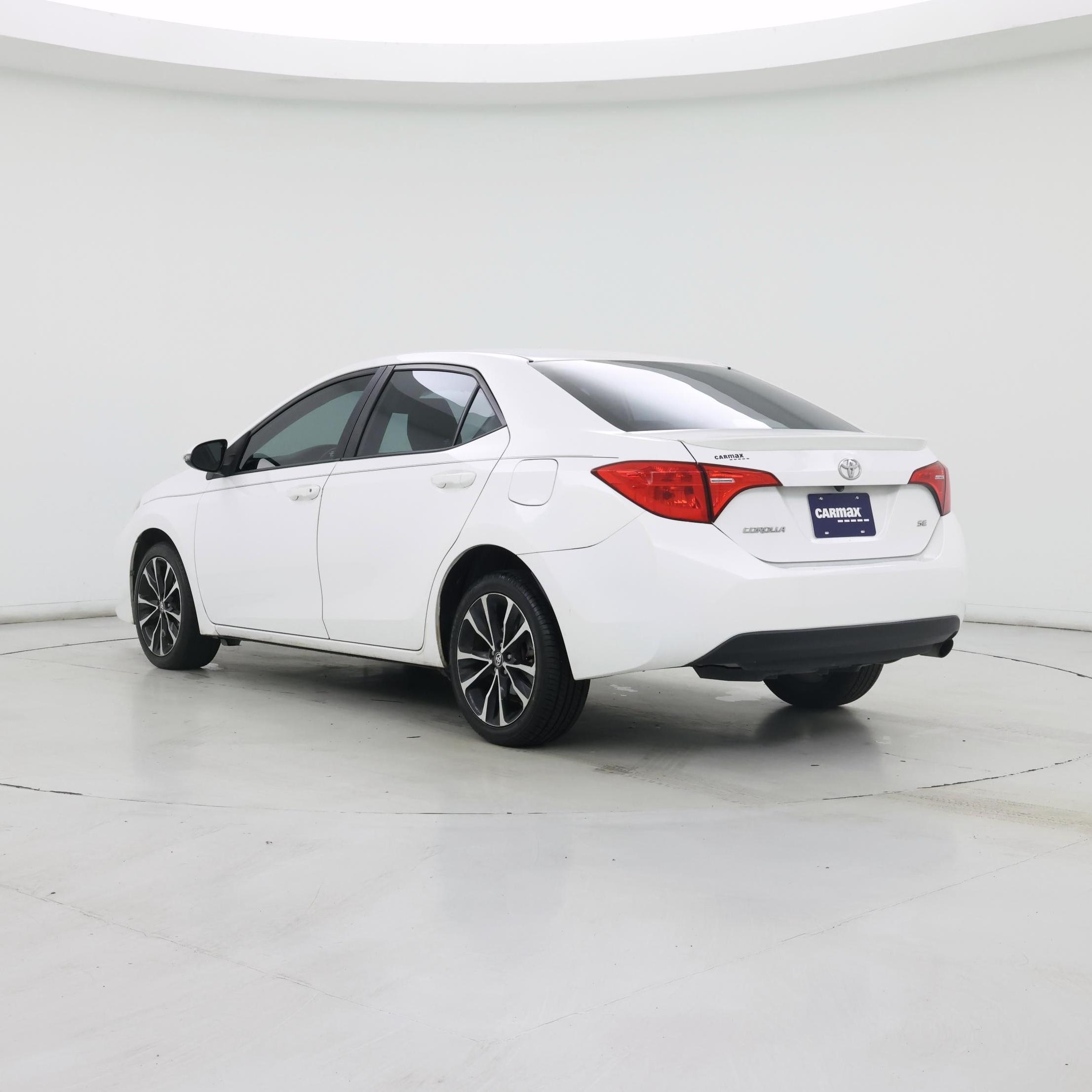 Thumbnail: 2017 Toyota Corolla - 2