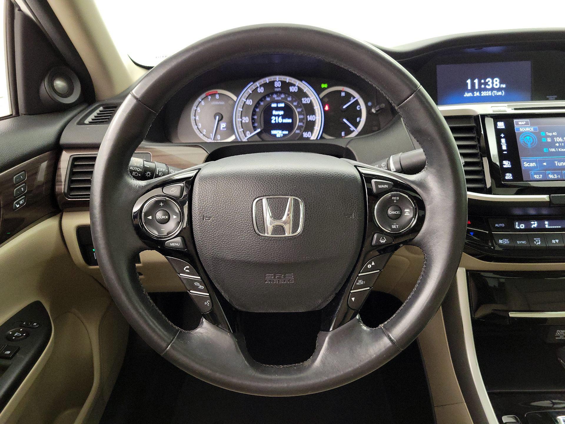 Thumbnail: 2017 Honda Accord - 10