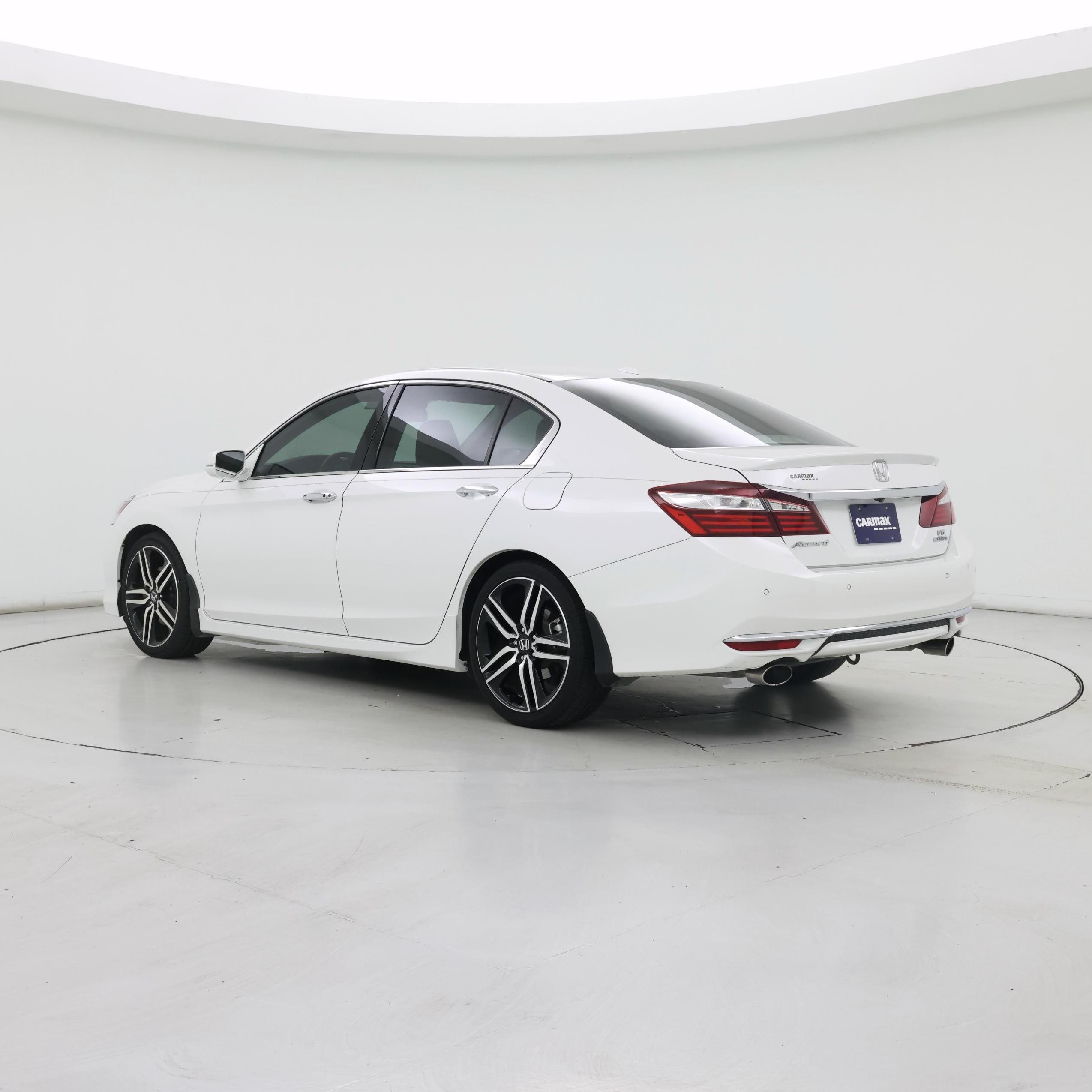 Thumbnail: 2017 Honda Accord - 2