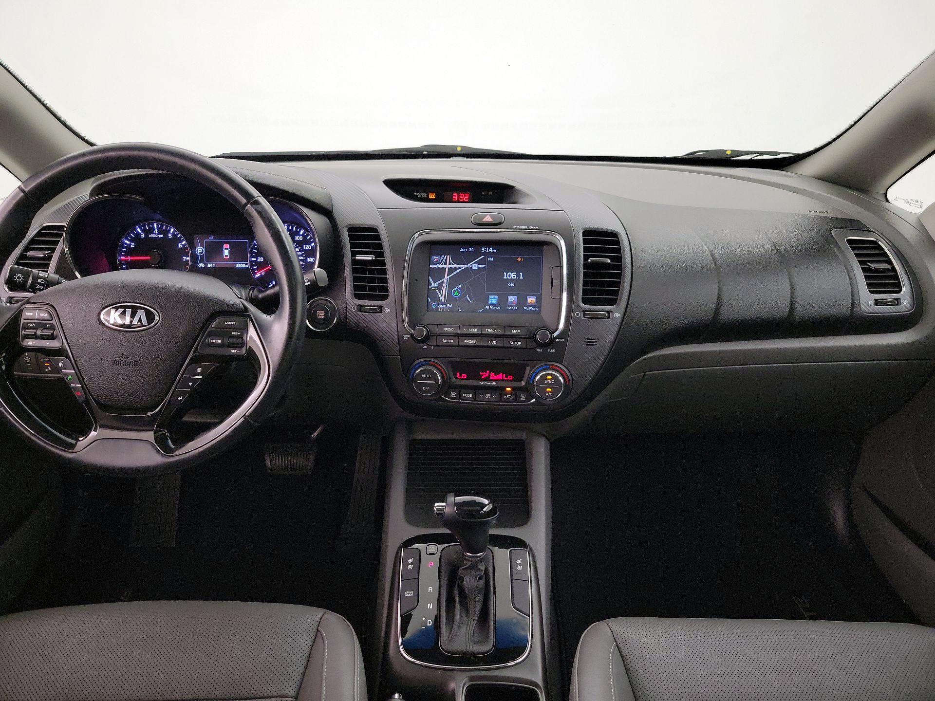 Thumbnail: 2017 Kia Forte - 9