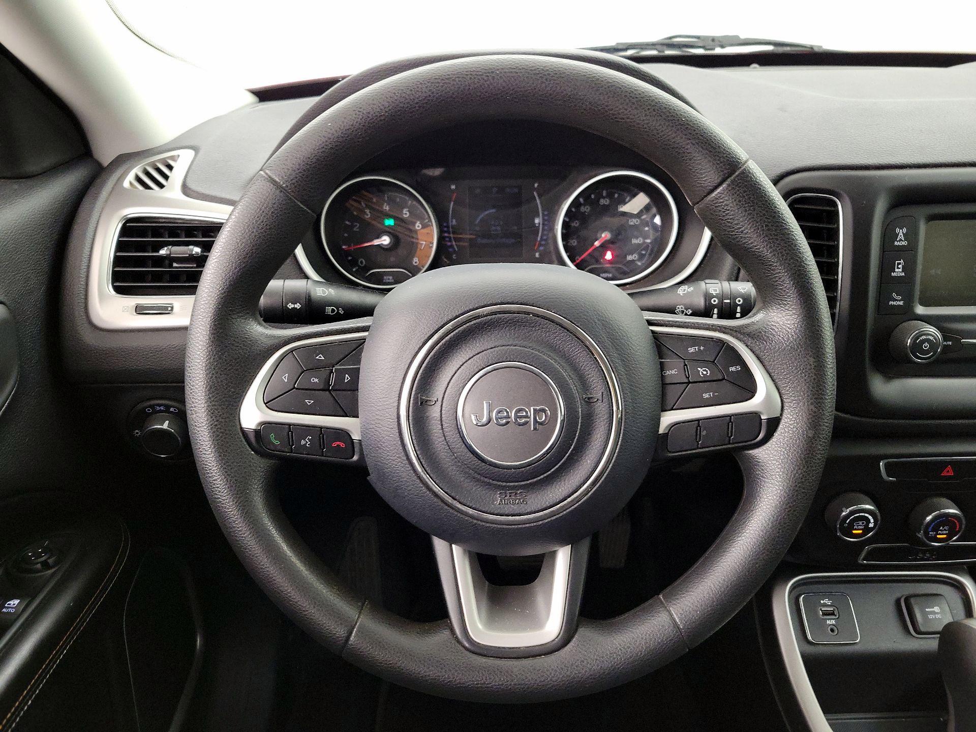 Thumbnail: 2018 Jeep Compass - 10
