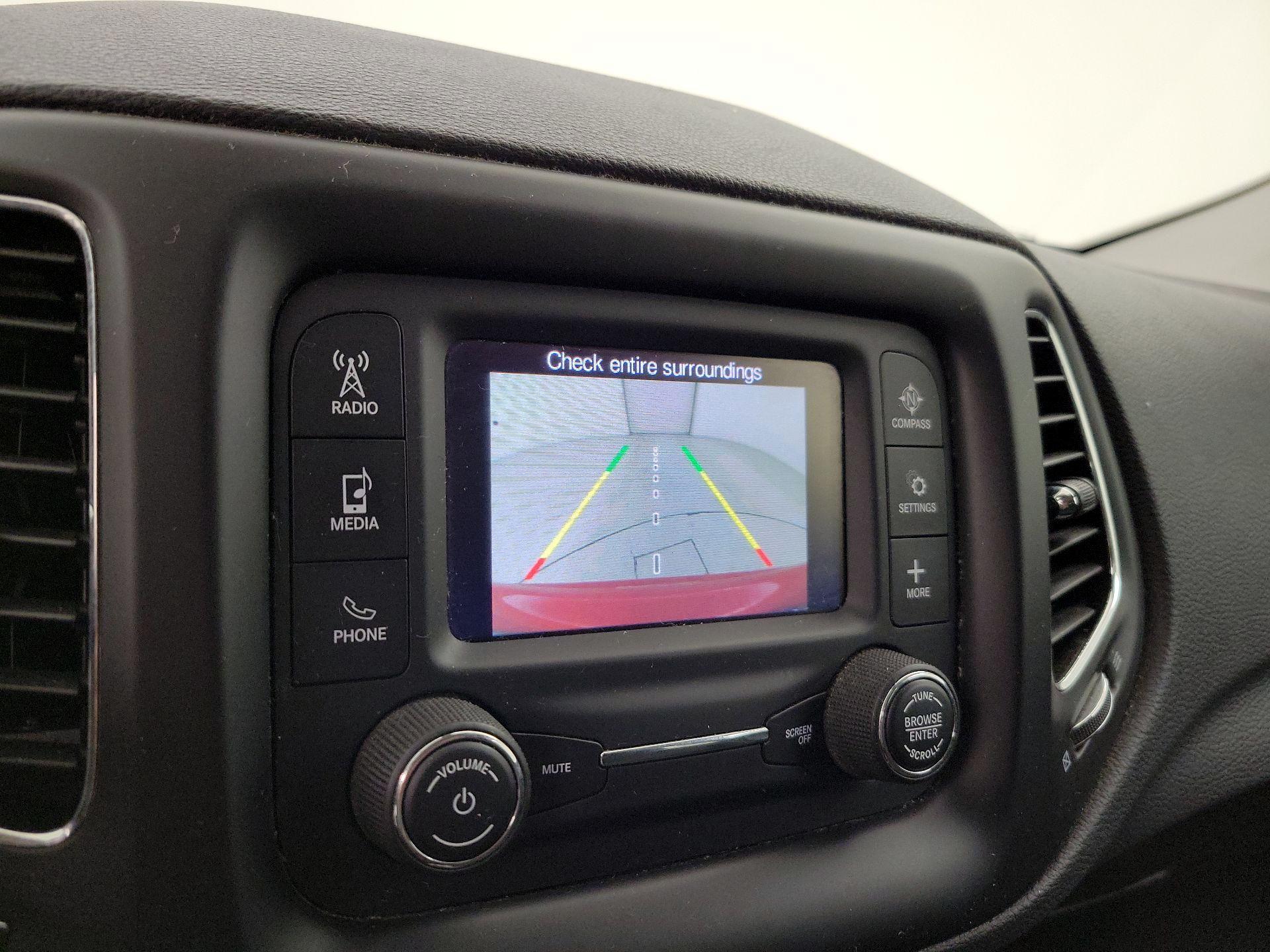 Thumbnail: 2018 Jeep Compass - 14