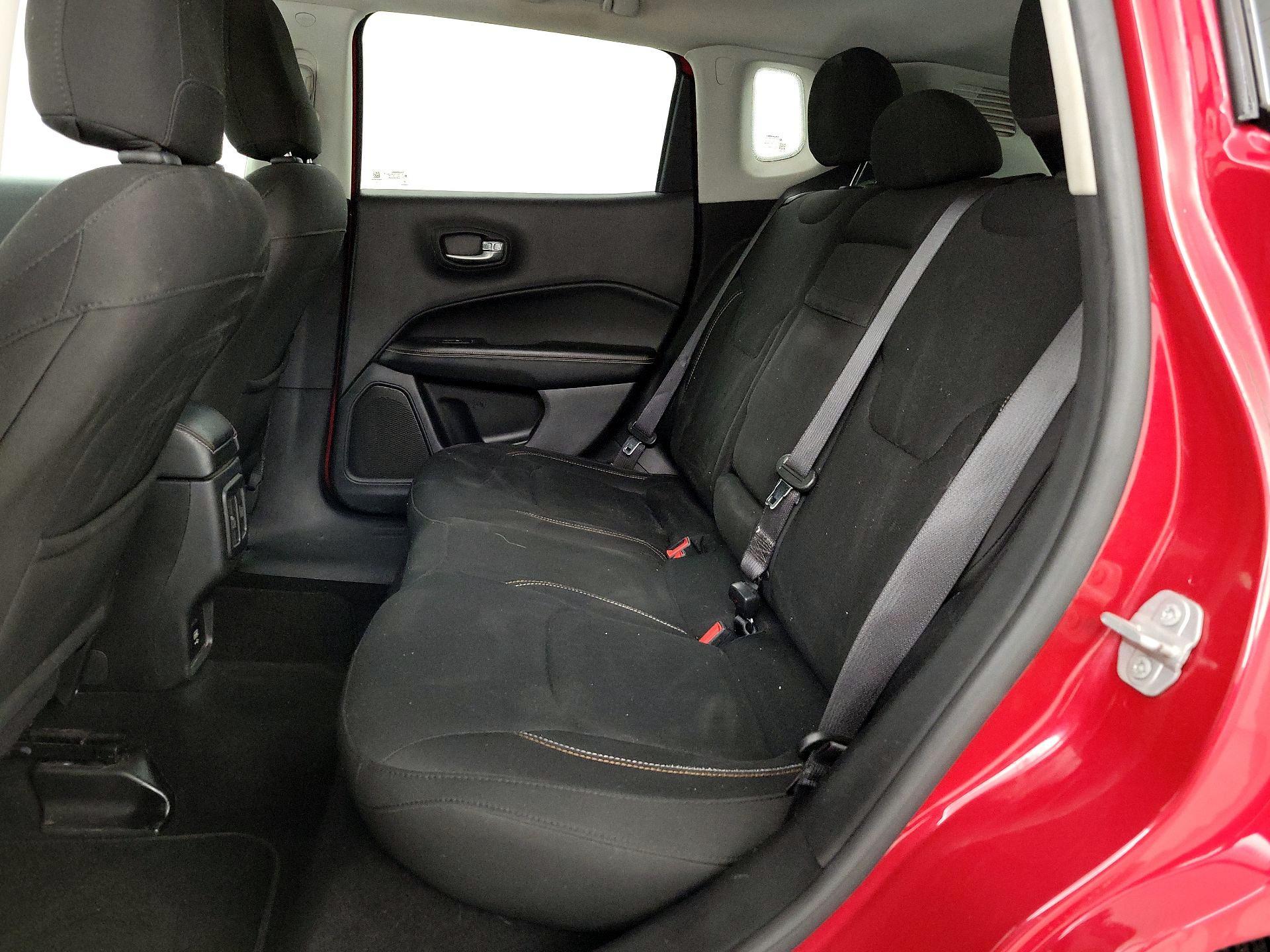 Thumbnail: 2018 Jeep Compass - 18
