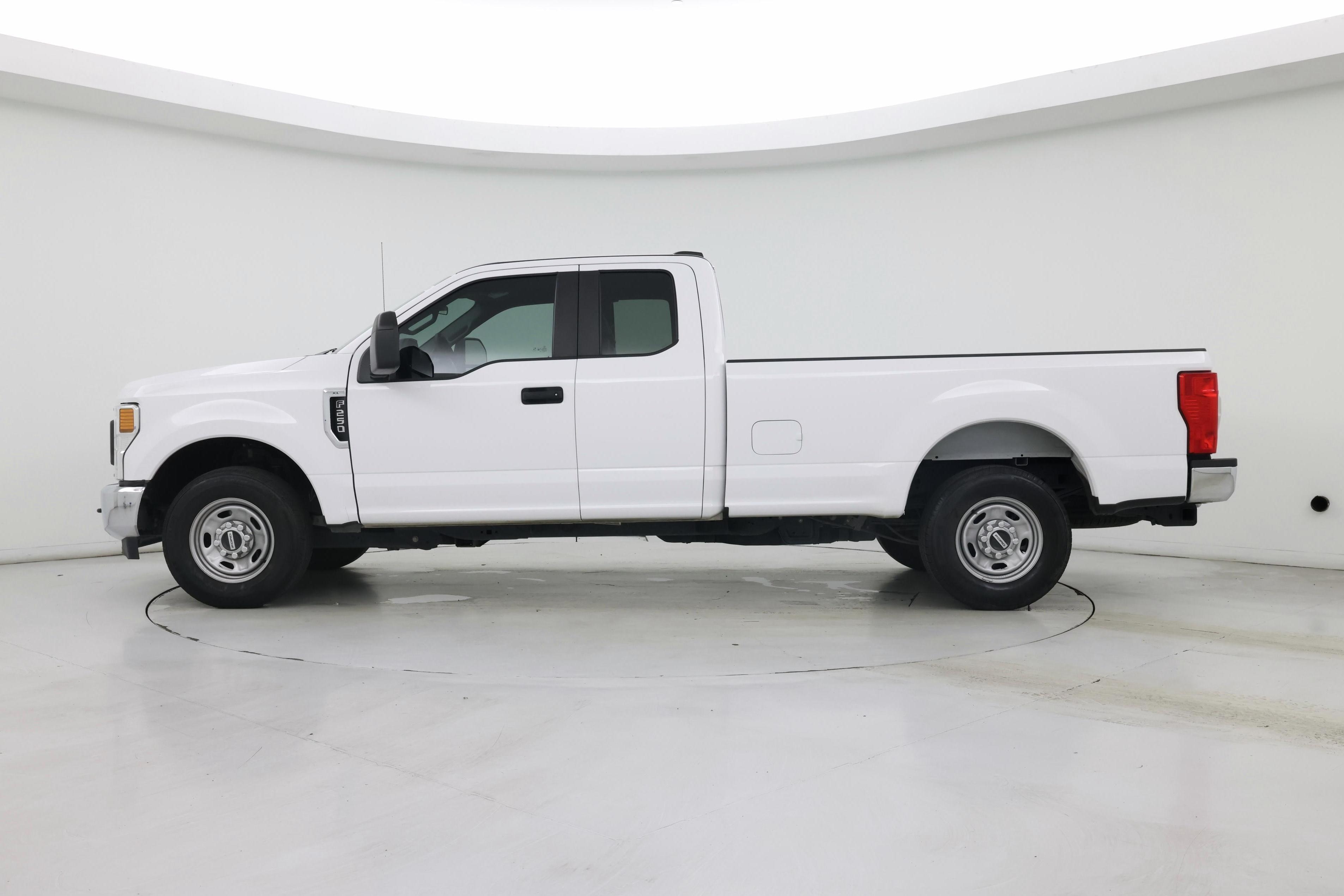 Thumbnail: 2021 Ford F-250 - 3
