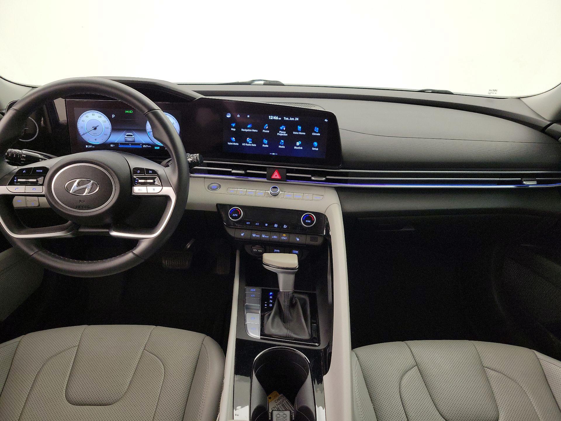 Thumbnail: 2023 Hyundai Elantra - 9