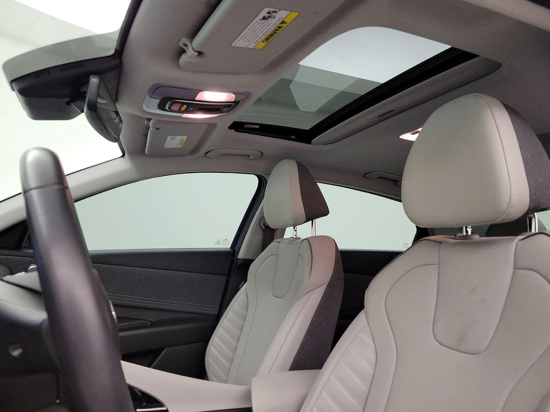 Thumbnail: 2023 Hyundai Elantra - 18