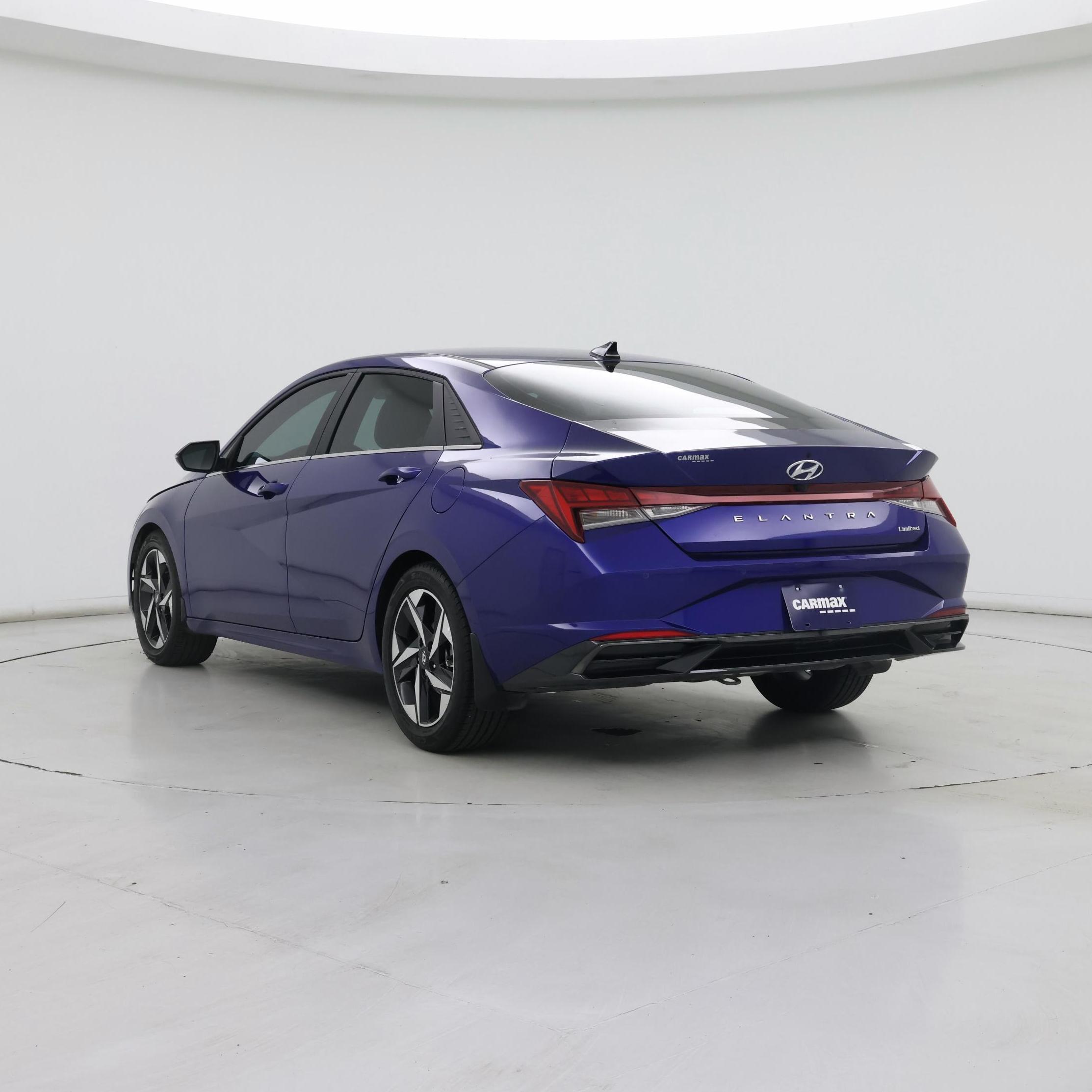 Thumbnail: 2023 Hyundai Elantra - 2