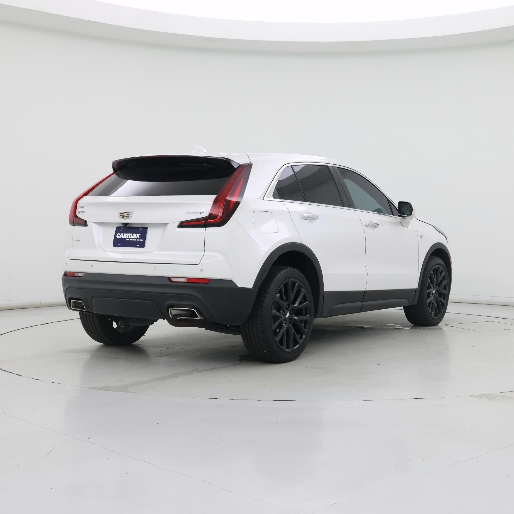 Thumbnail: 2022 Cadillac XT4 - 8