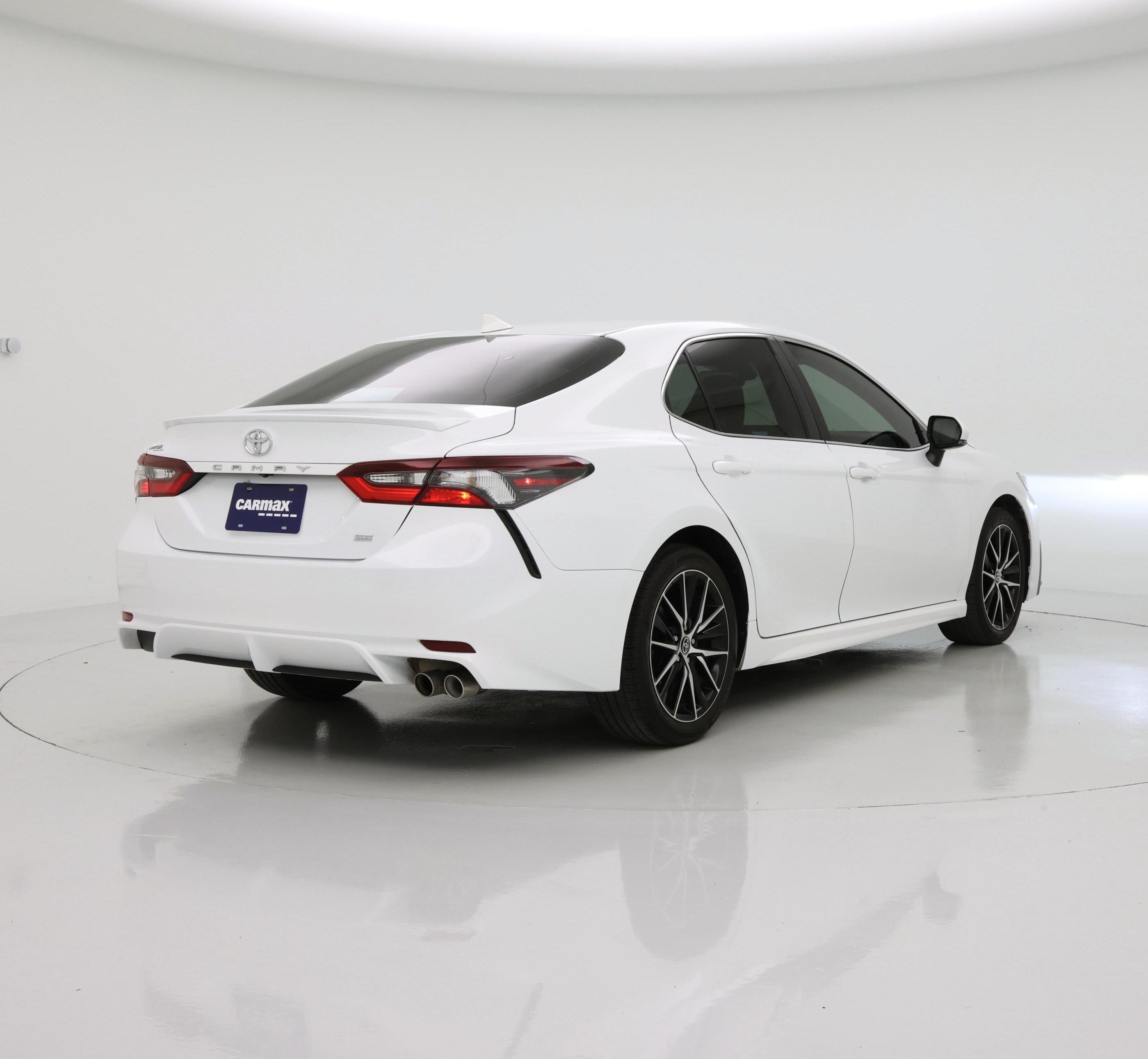 Thumbnail: 2024 Toyota Camry - 8
