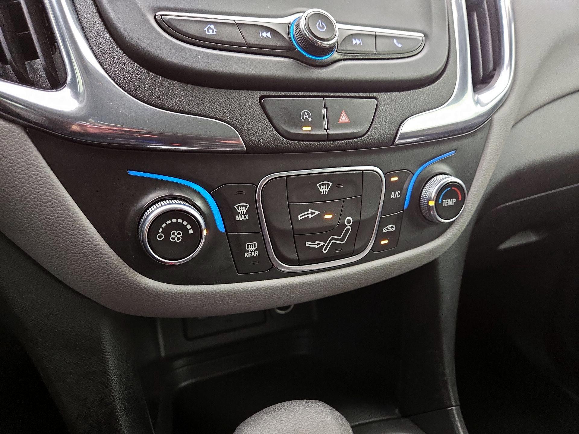 Thumbnail: 2022 Chevrolet Equinox - 16