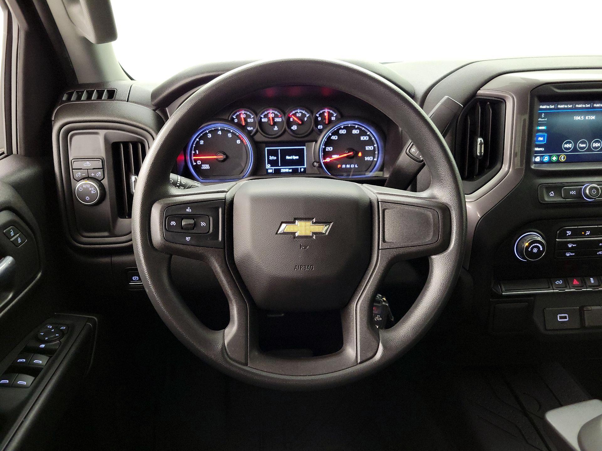 Thumbnail: 2019 Chevrolet Silverado 1500 - 10