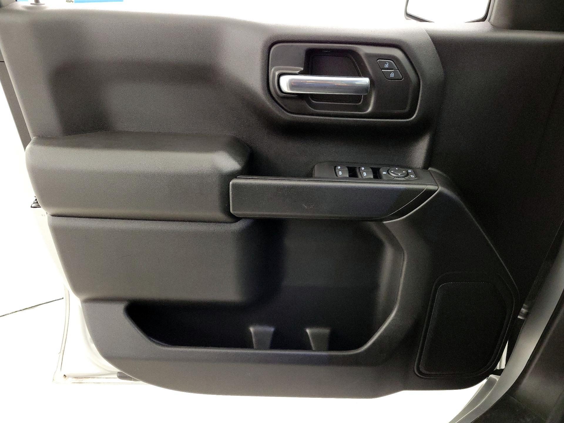 Thumbnail: 2019 Chevrolet Silverado 1500 - 12