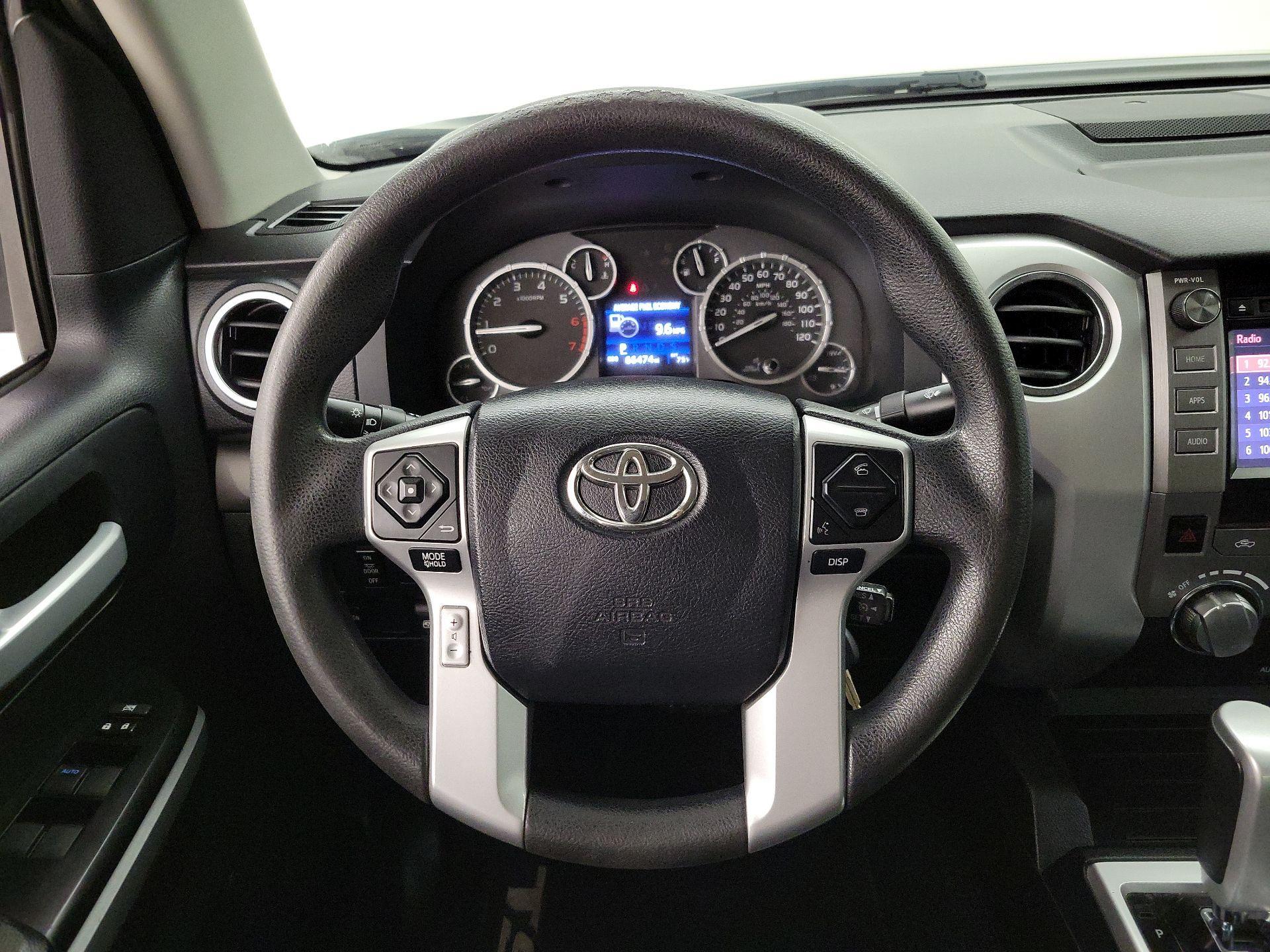 Thumbnail: 2015 Toyota Tundra - 10