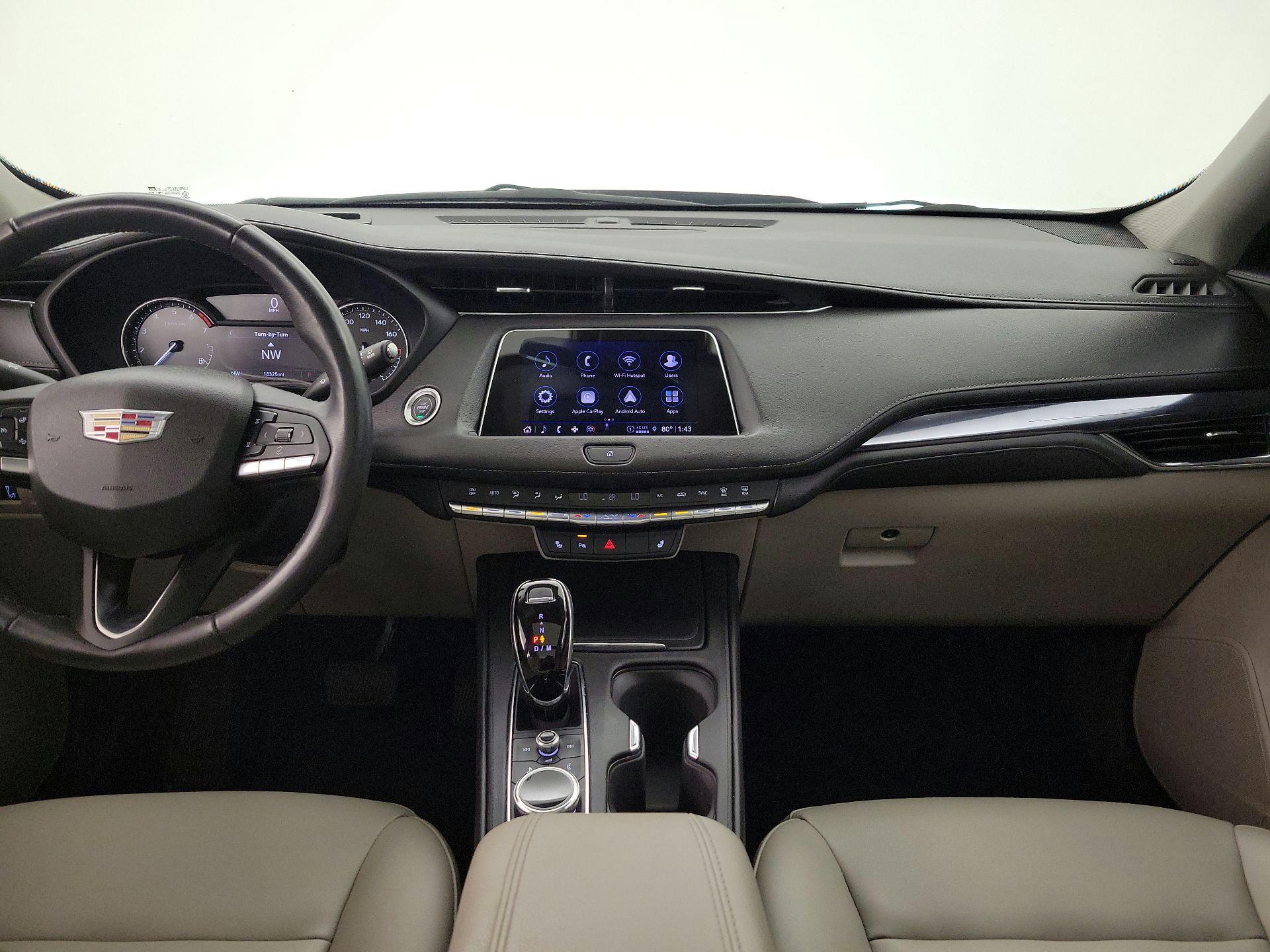 Thumbnail: 2023 Cadillac XT4 - 9