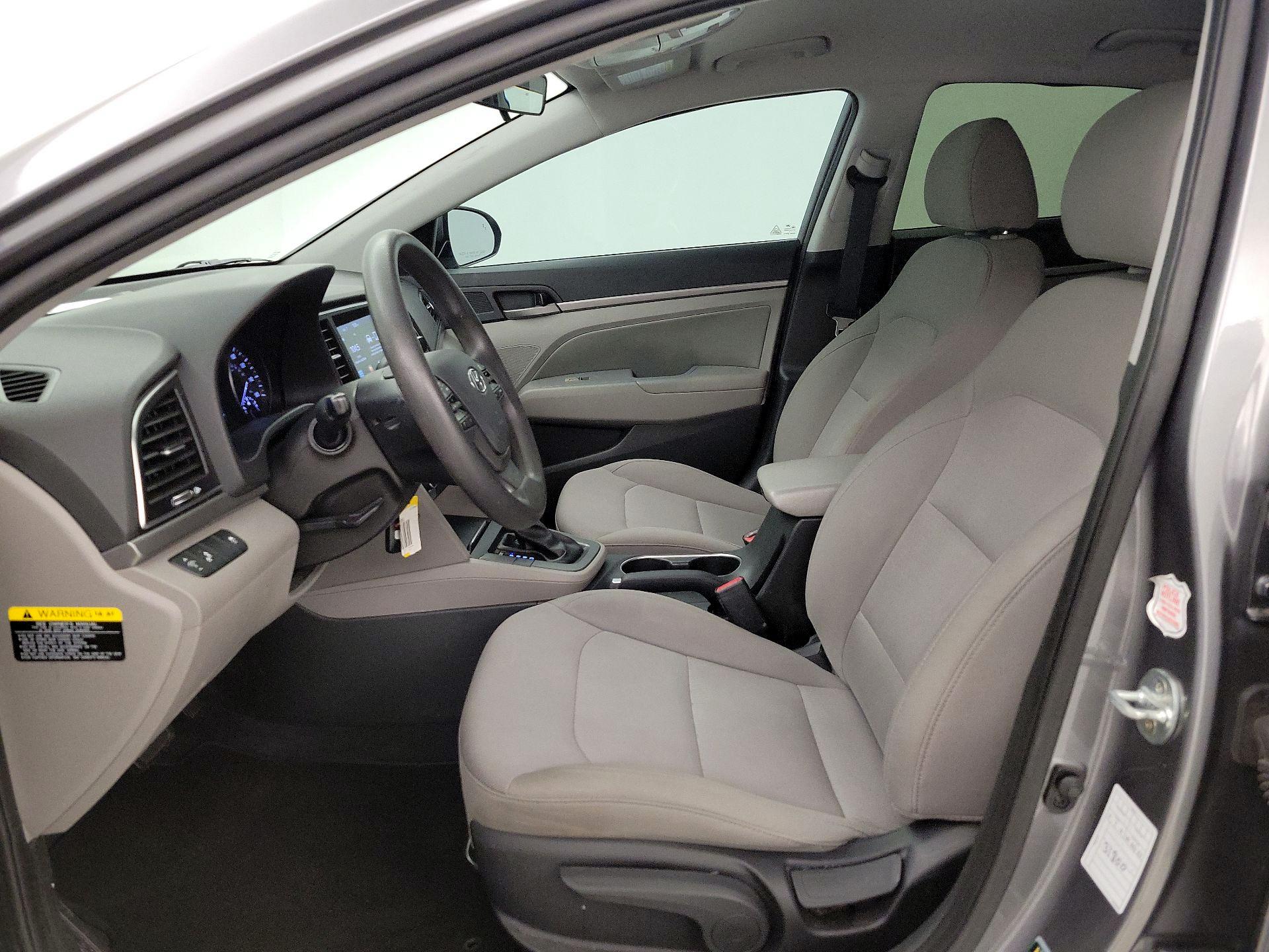 Thumbnail: 2018 Hyundai Elantra - 11
