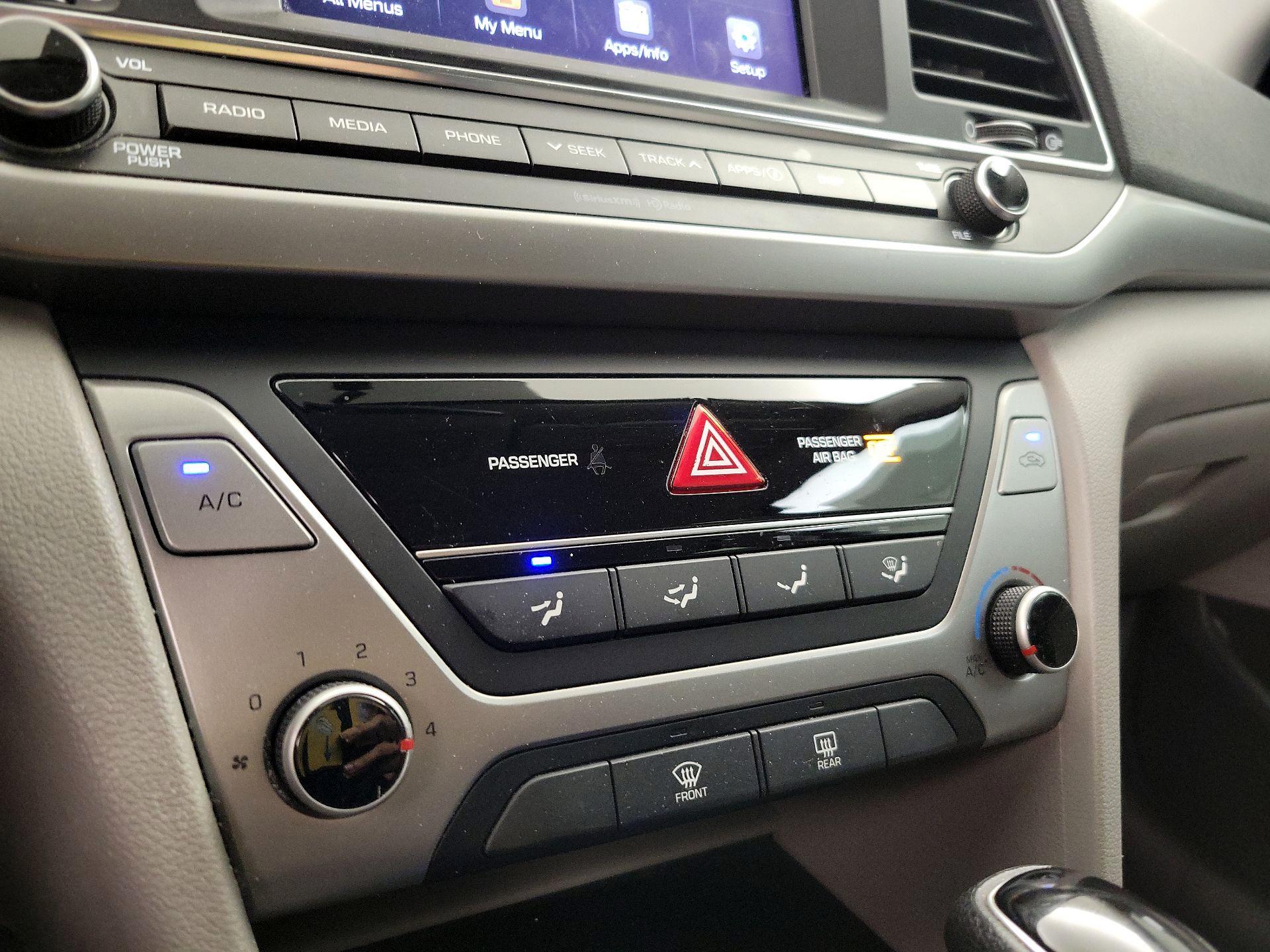 Thumbnail: 2018 Hyundai Elantra - 16