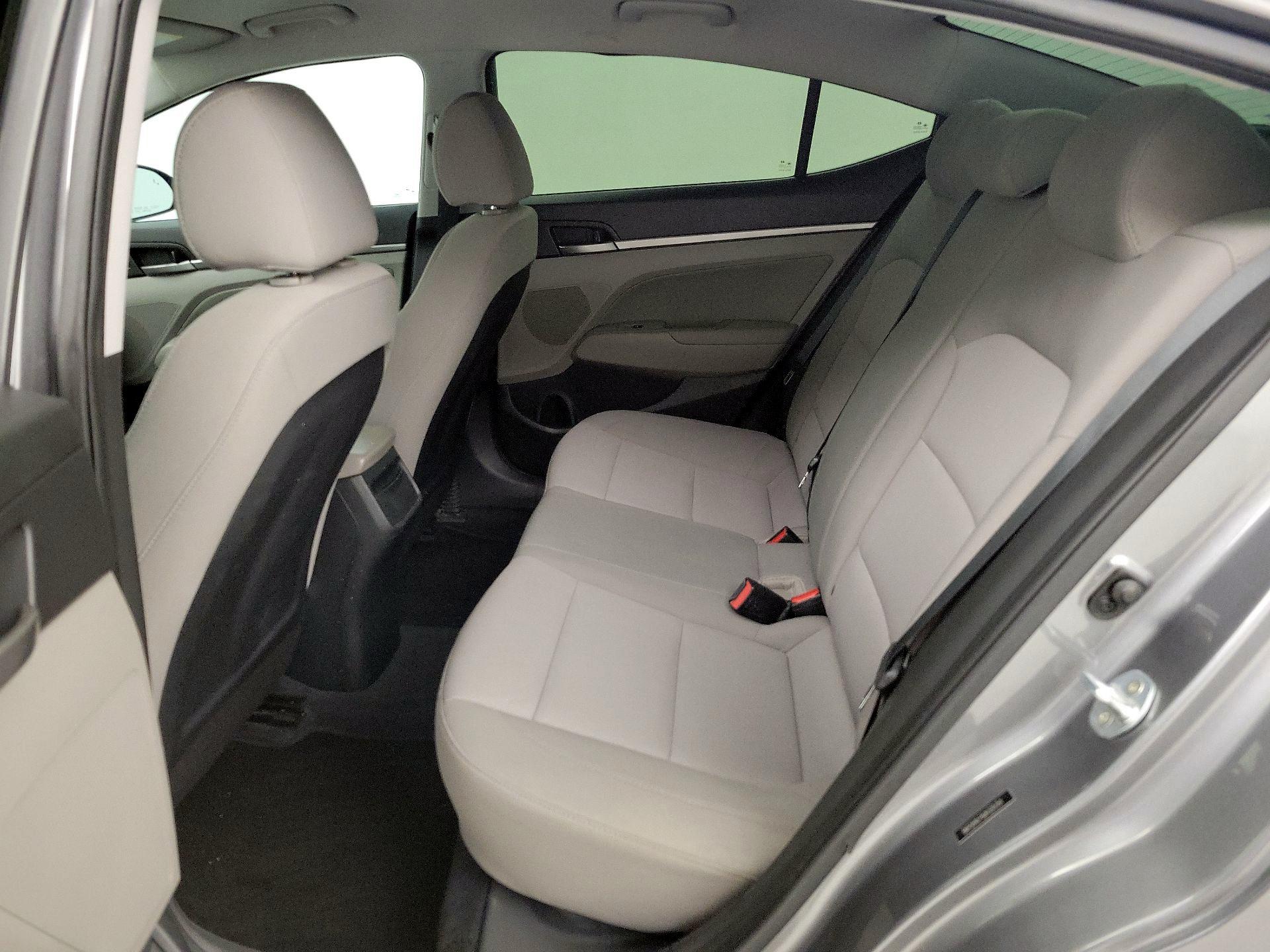 Thumbnail: 2018 Hyundai Elantra - 18