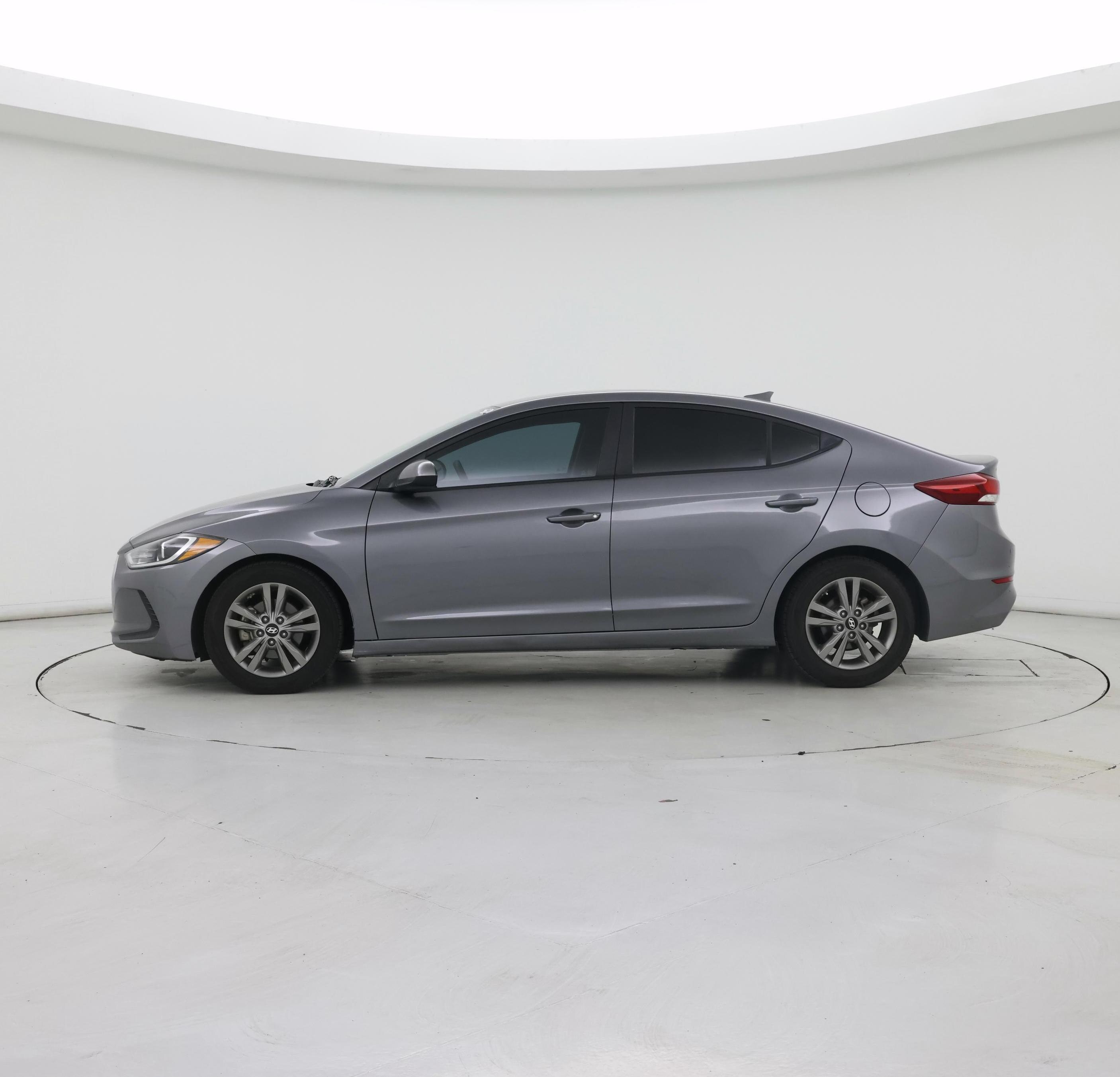 Thumbnail: 2018 Hyundai Elantra - 3