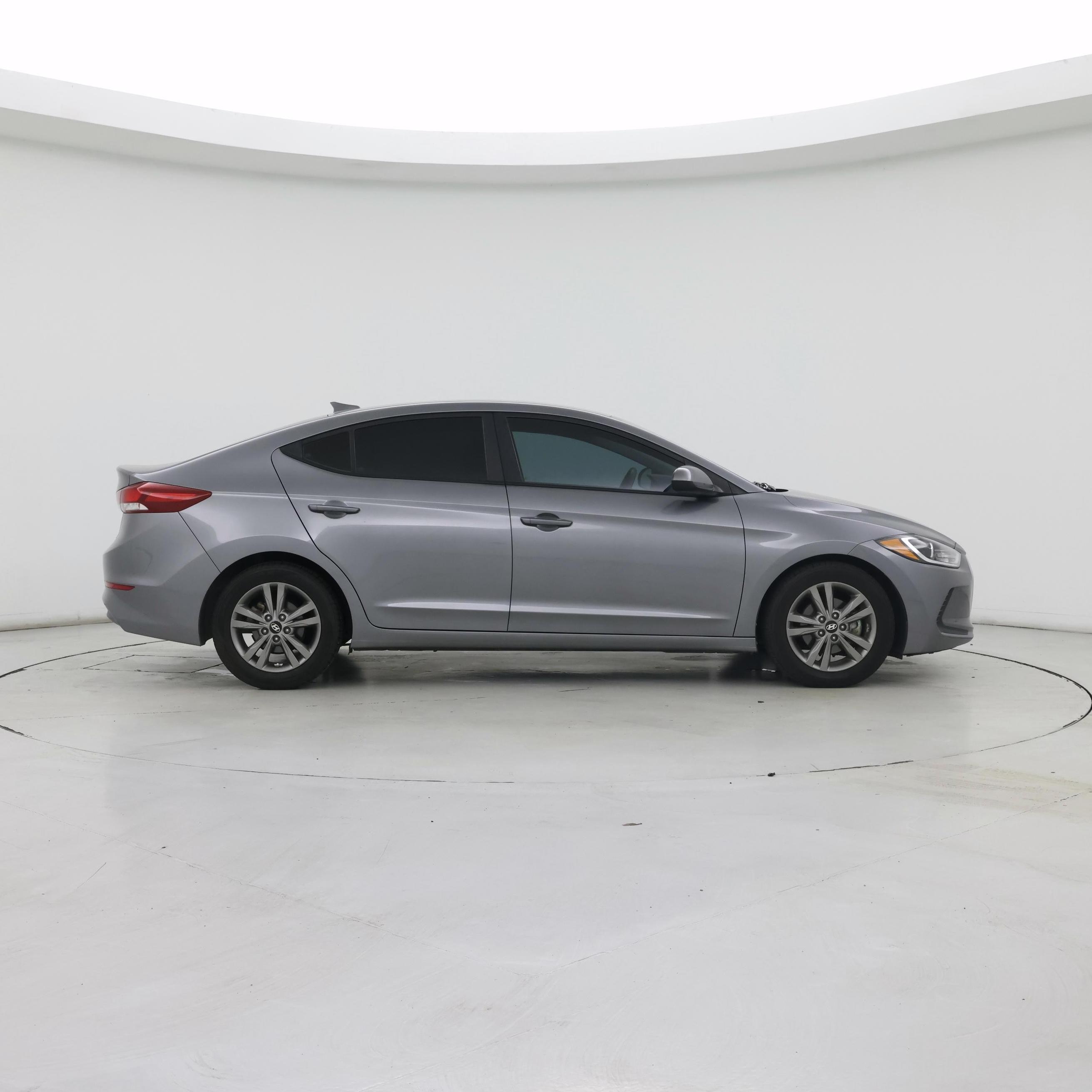 Thumbnail: 2018 Hyundai Elantra - 7