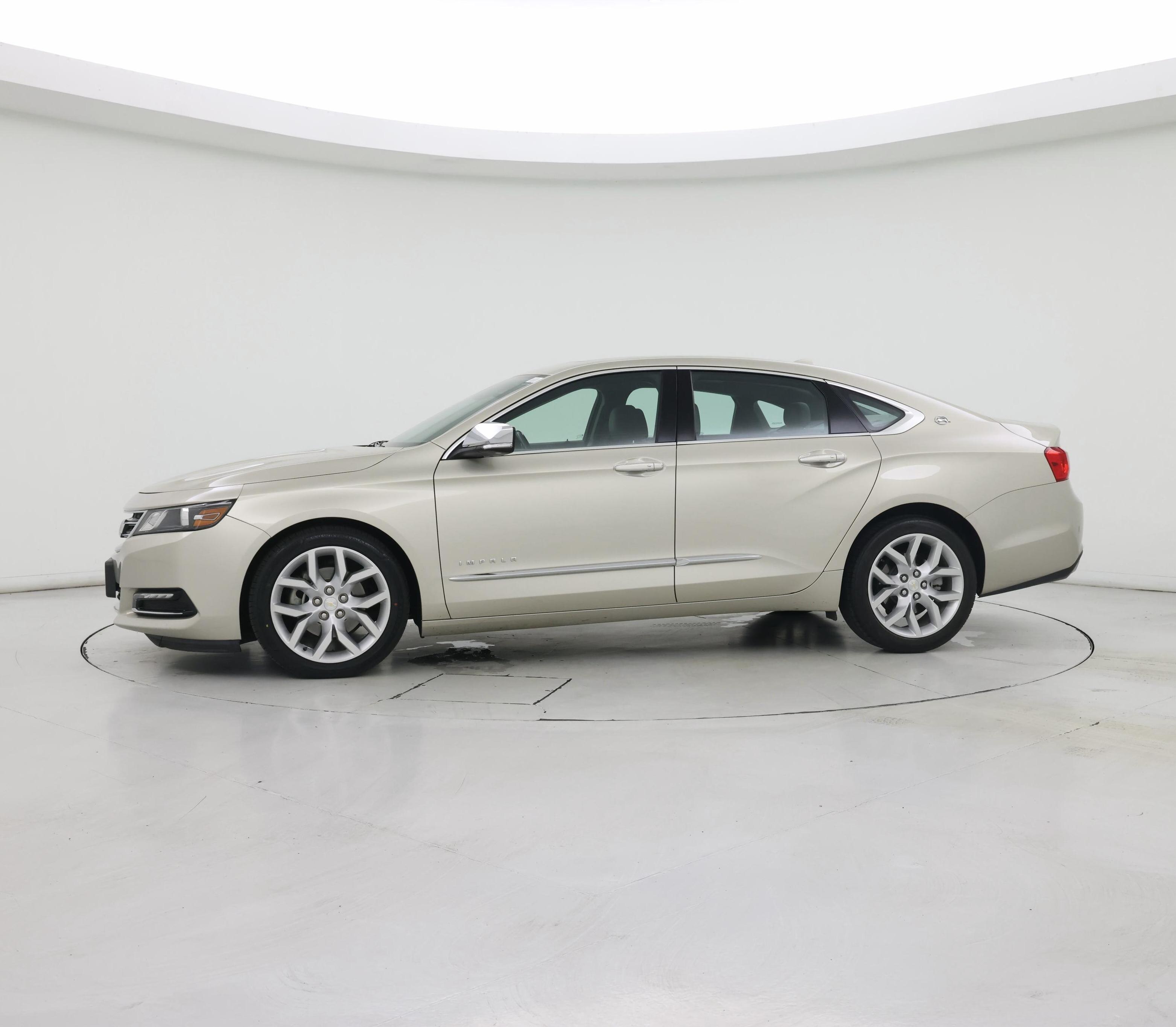Thumbnail: 2014 Chevrolet Impala - 3