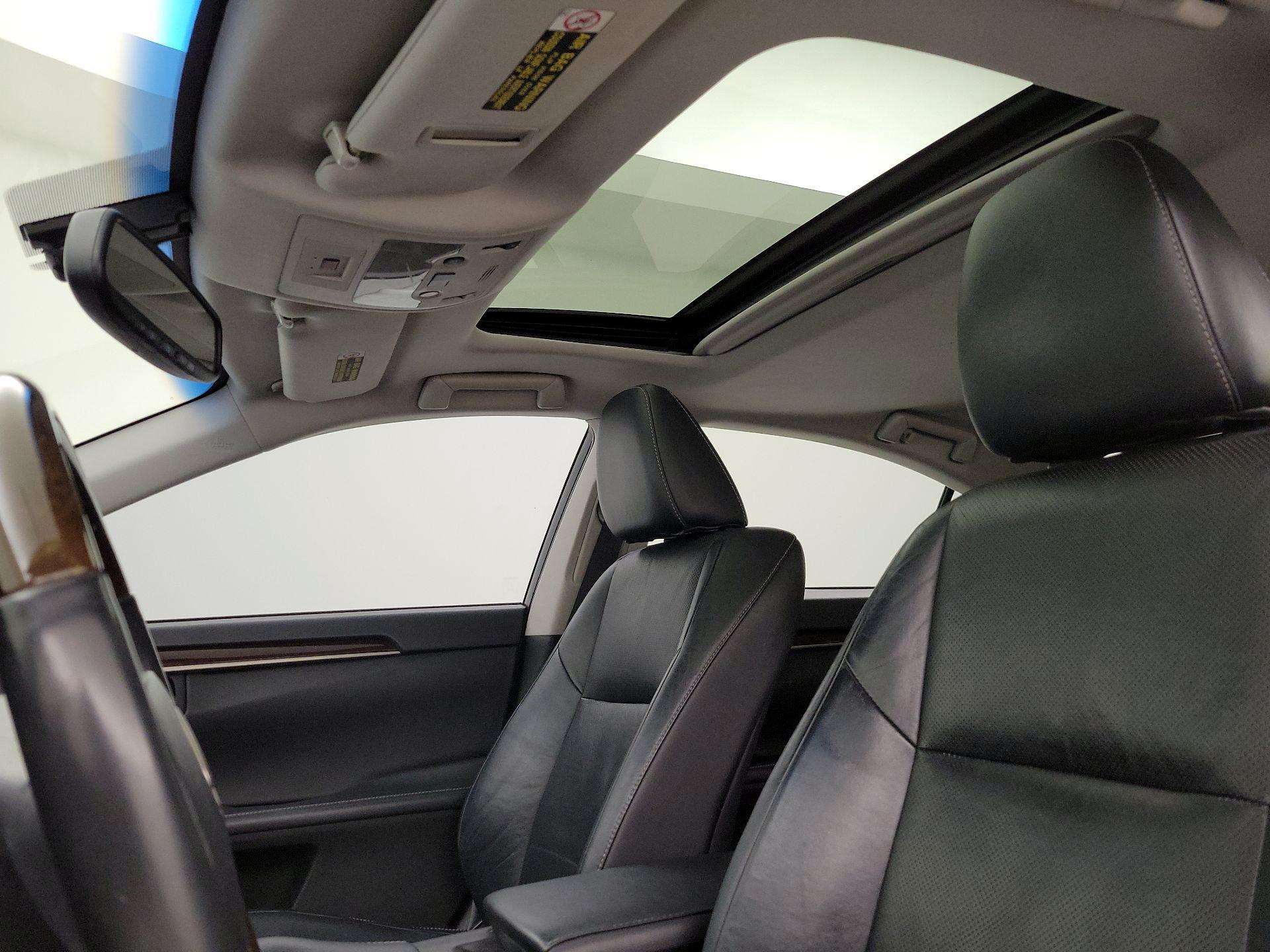 Thumbnail: 2013 Lexus ES - 19