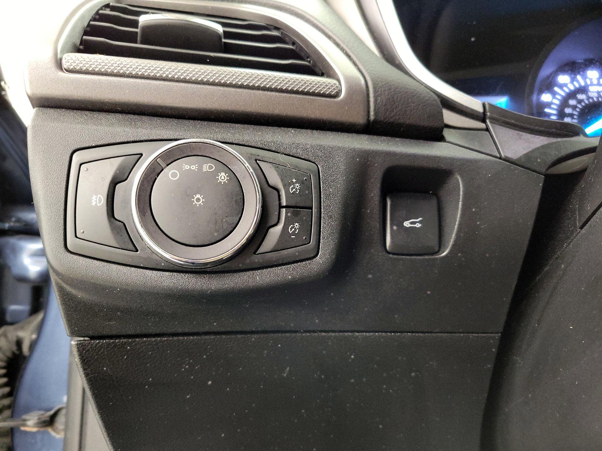 Thumbnail: 2019 Ford Fusion - 13
