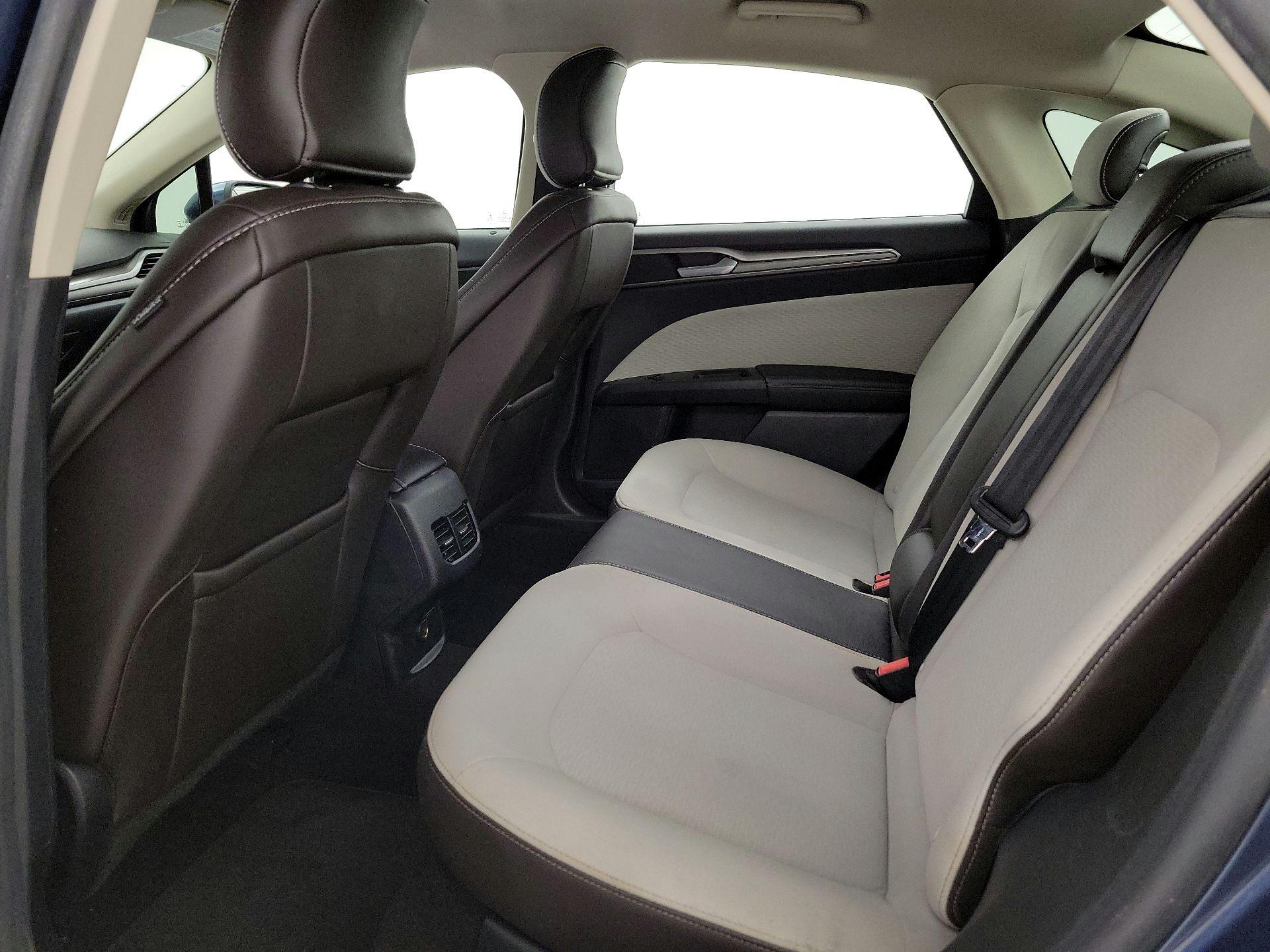 Thumbnail: 2019 Ford Fusion - 18