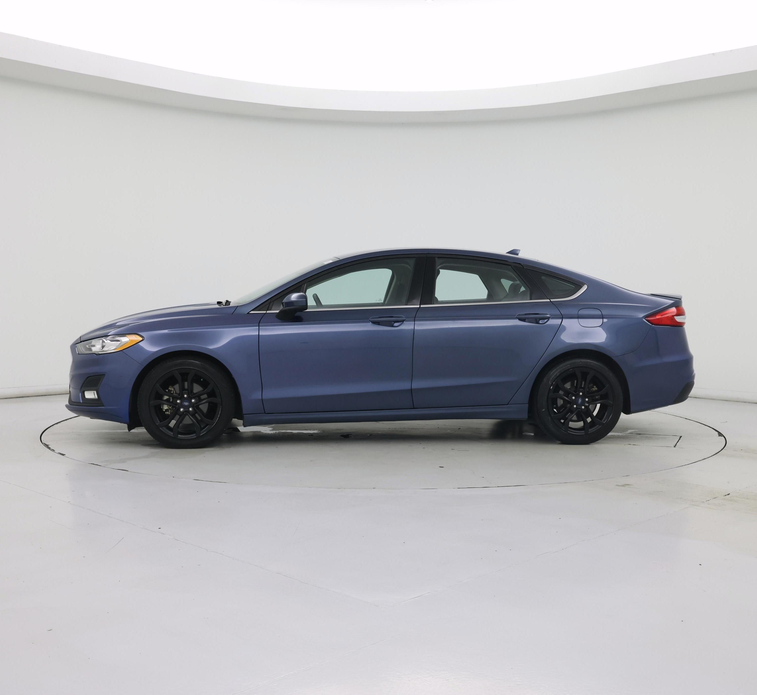 Thumbnail: 2019 Ford Fusion - 3