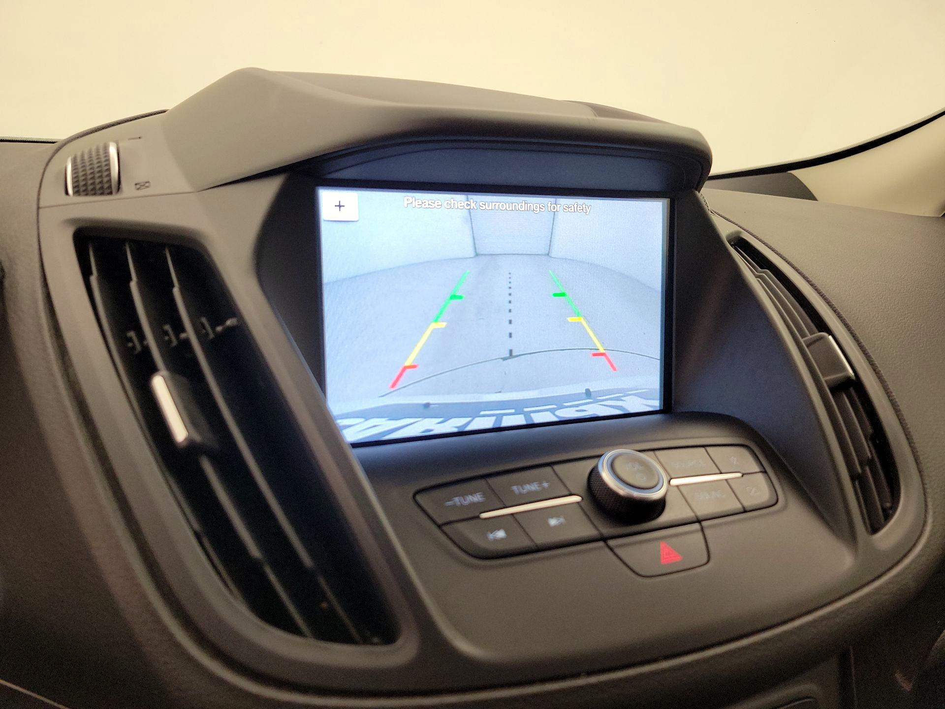 Thumbnail: 2019 Ford Escape - 14