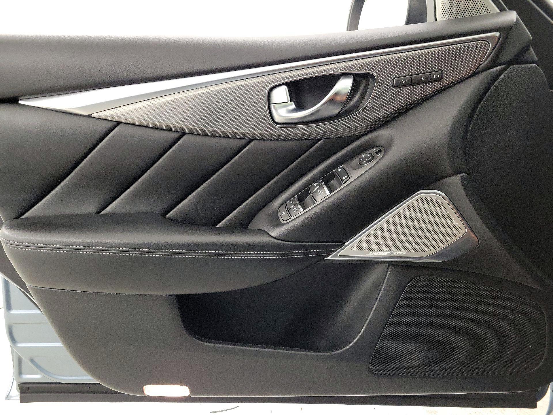 Thumbnail: 2017 INFINITI Q50 - 12