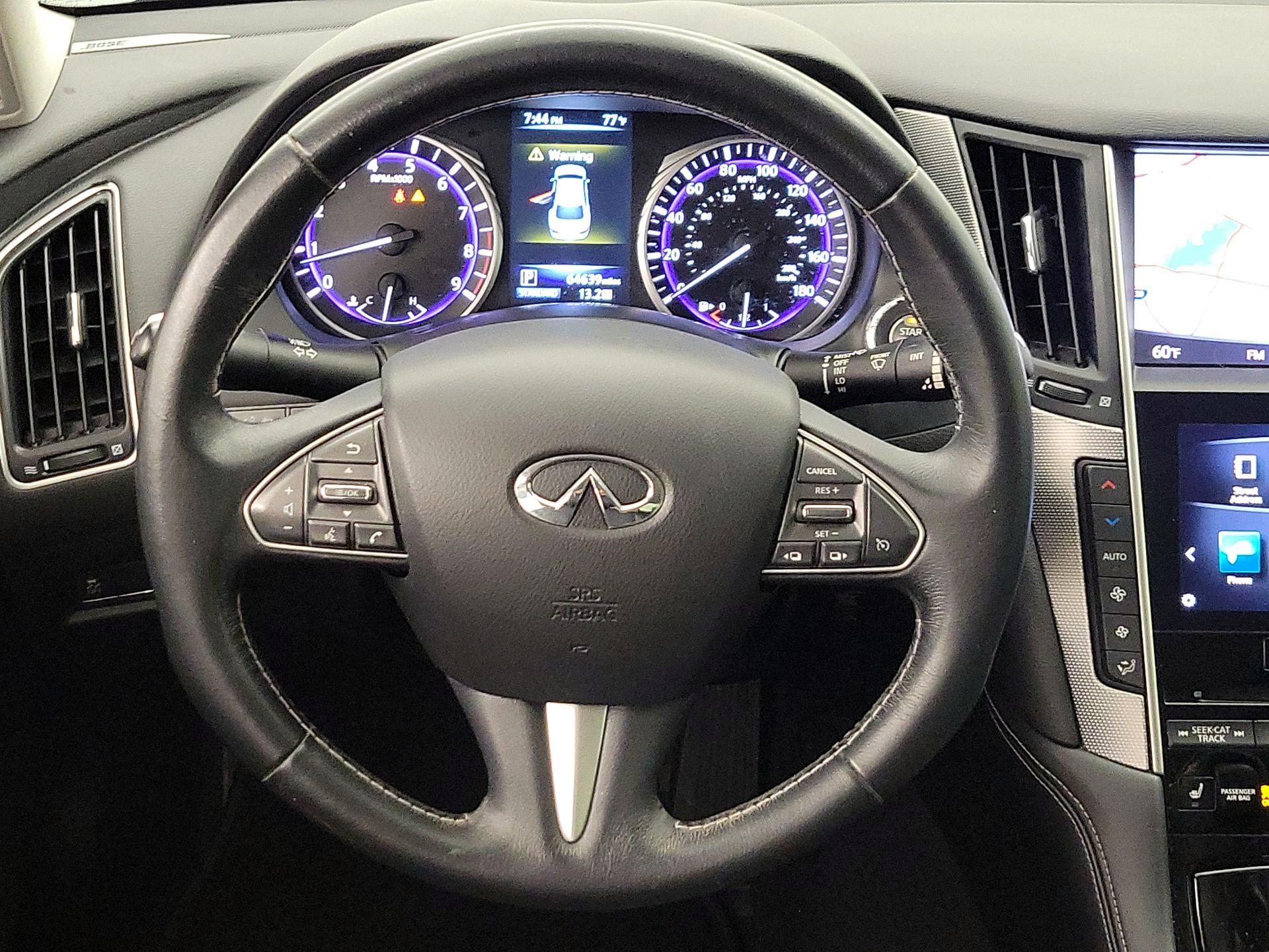 Thumbnail: 2015 INFINITI Q50 - 10