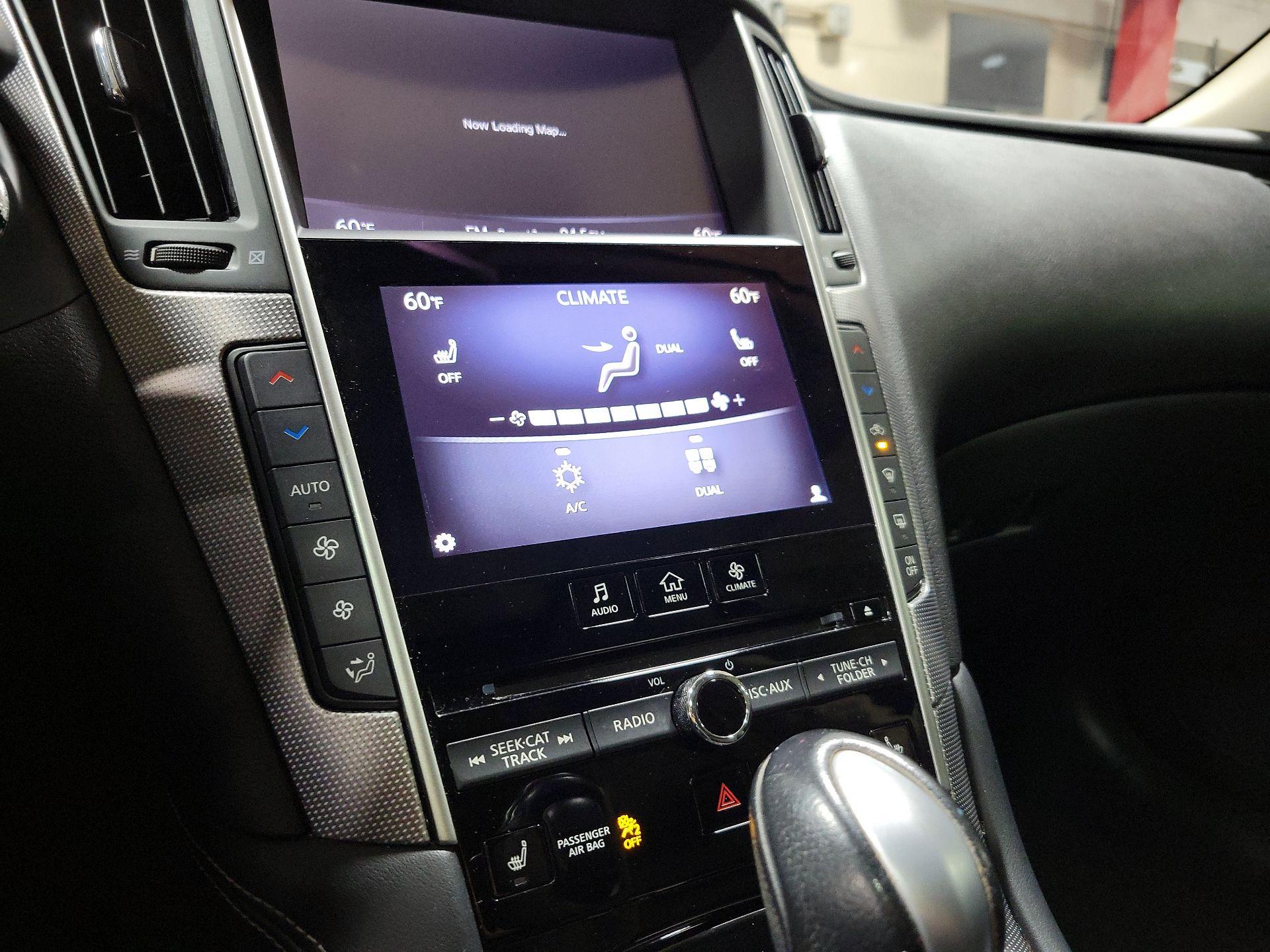 Thumbnail: 2015 INFINITI Q50 - 16