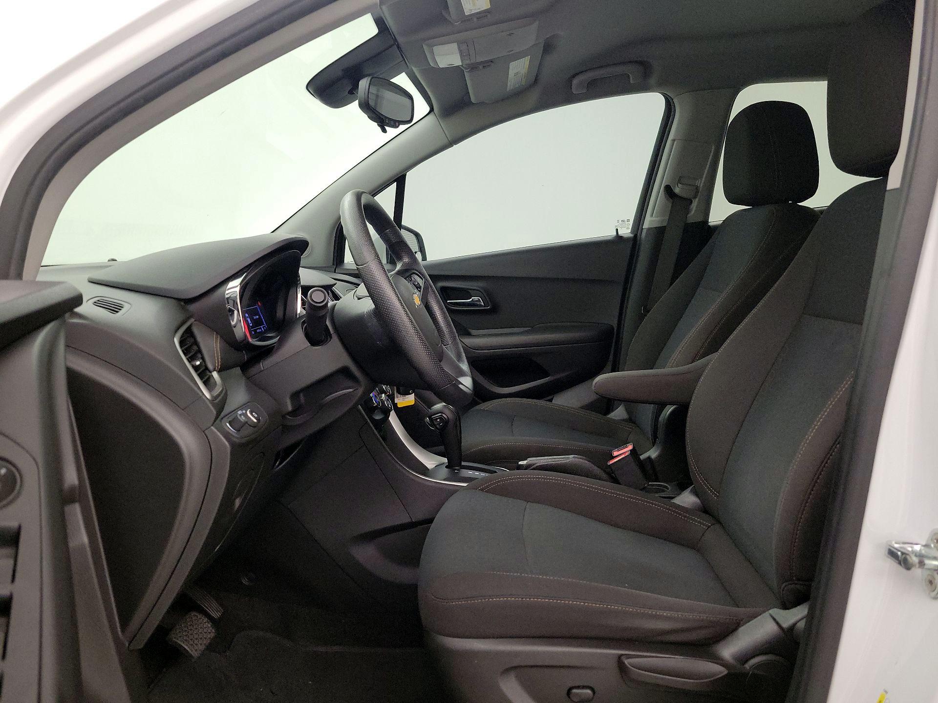 Thumbnail: 2020 Chevrolet Trax - 11